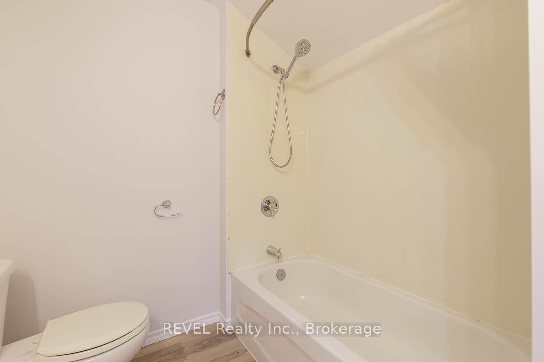 389 Glendale Avenue Property Photo 17