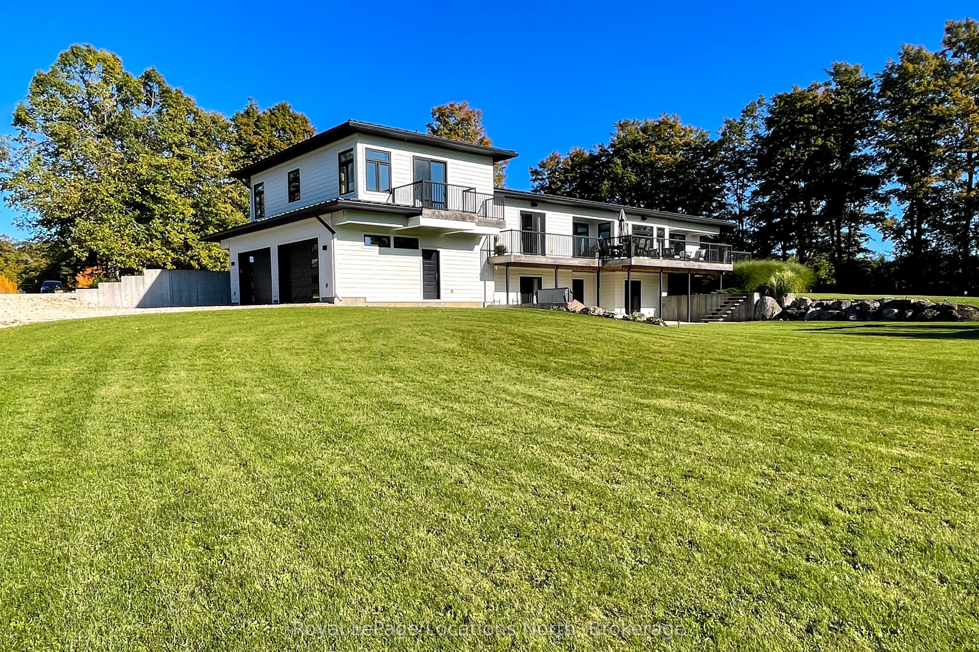 555130 Sixth Line Property Photo 33