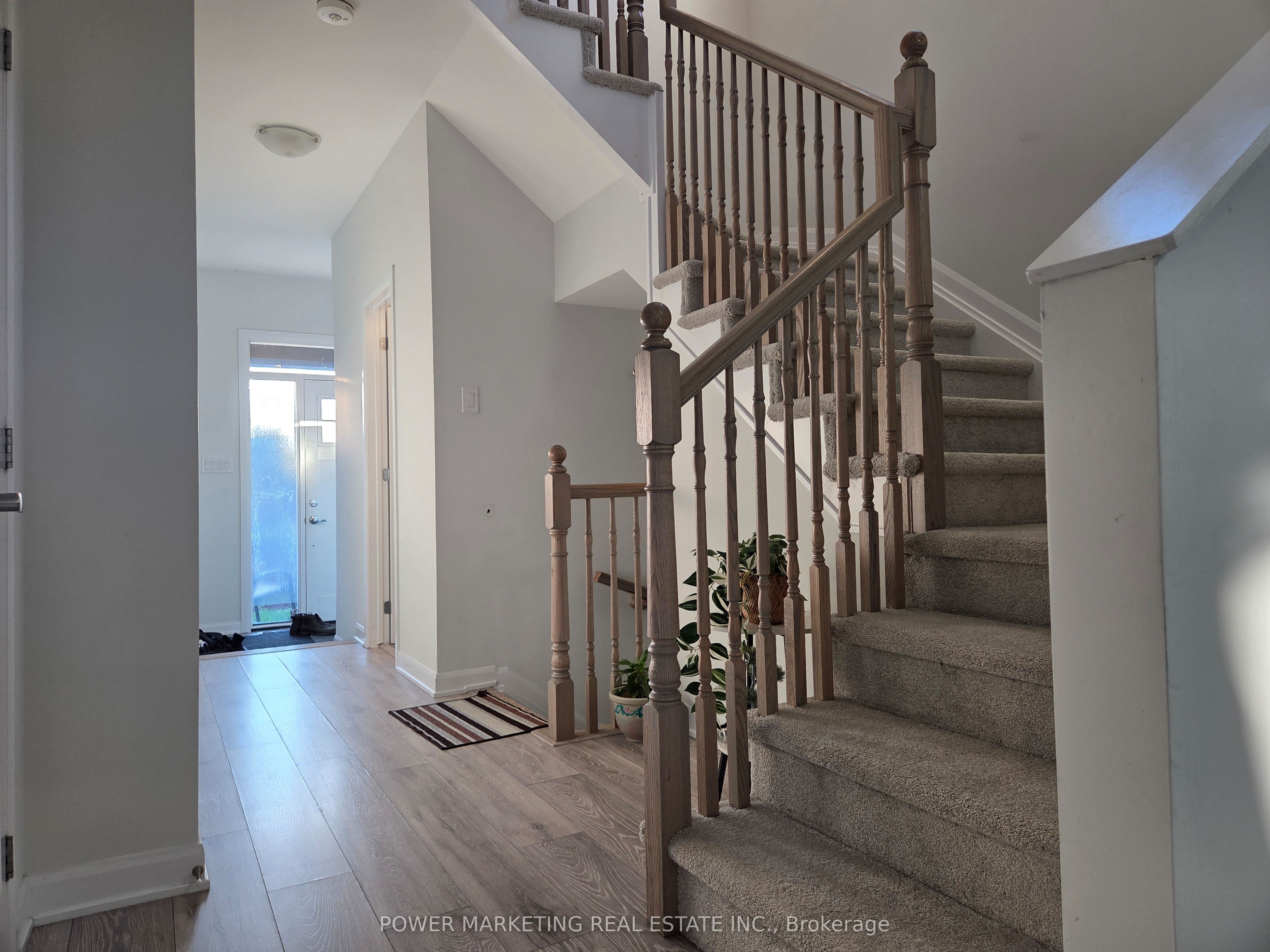 571 Lilith Street Property Photo 7