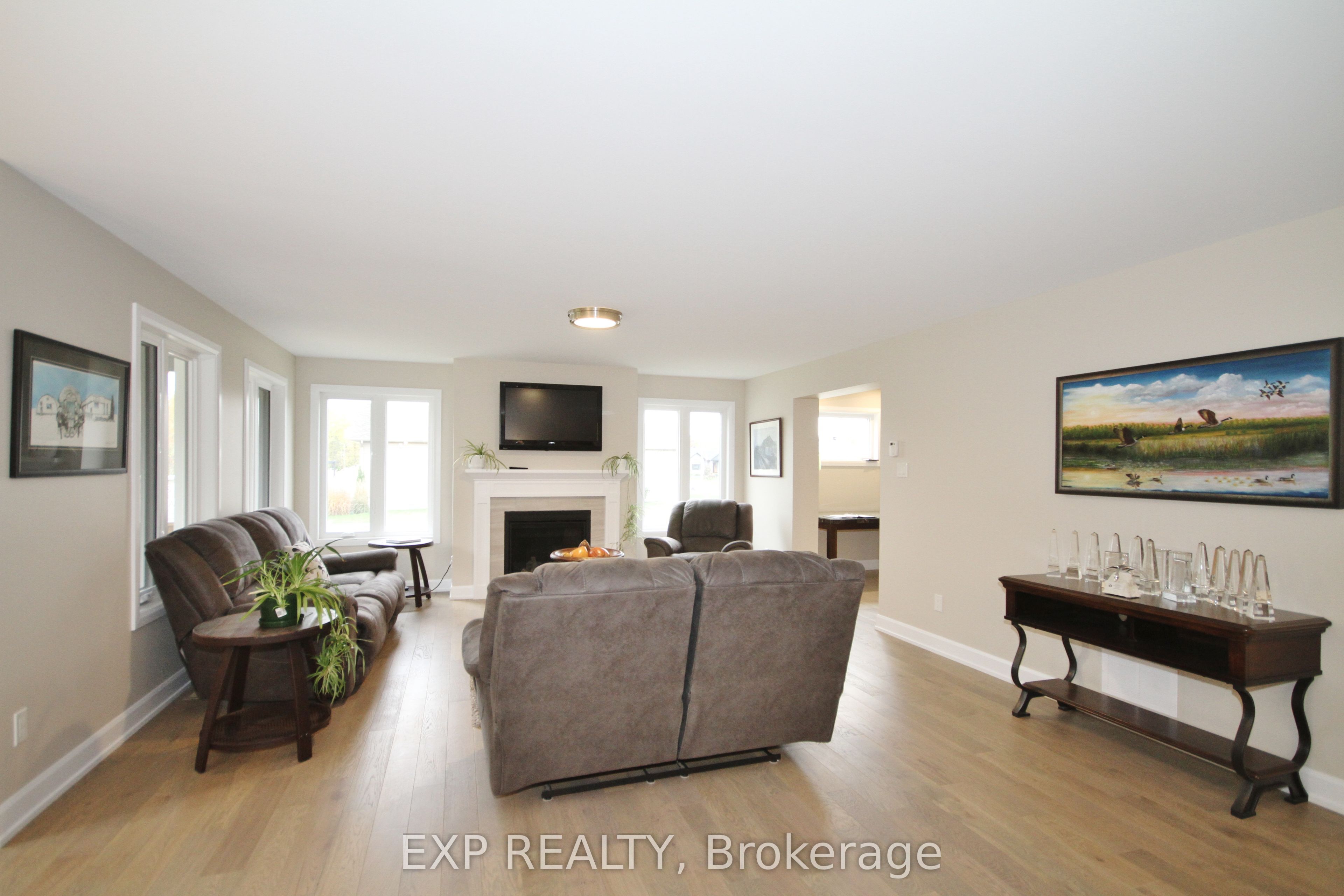 803 Solidex Place Property Photo 10
