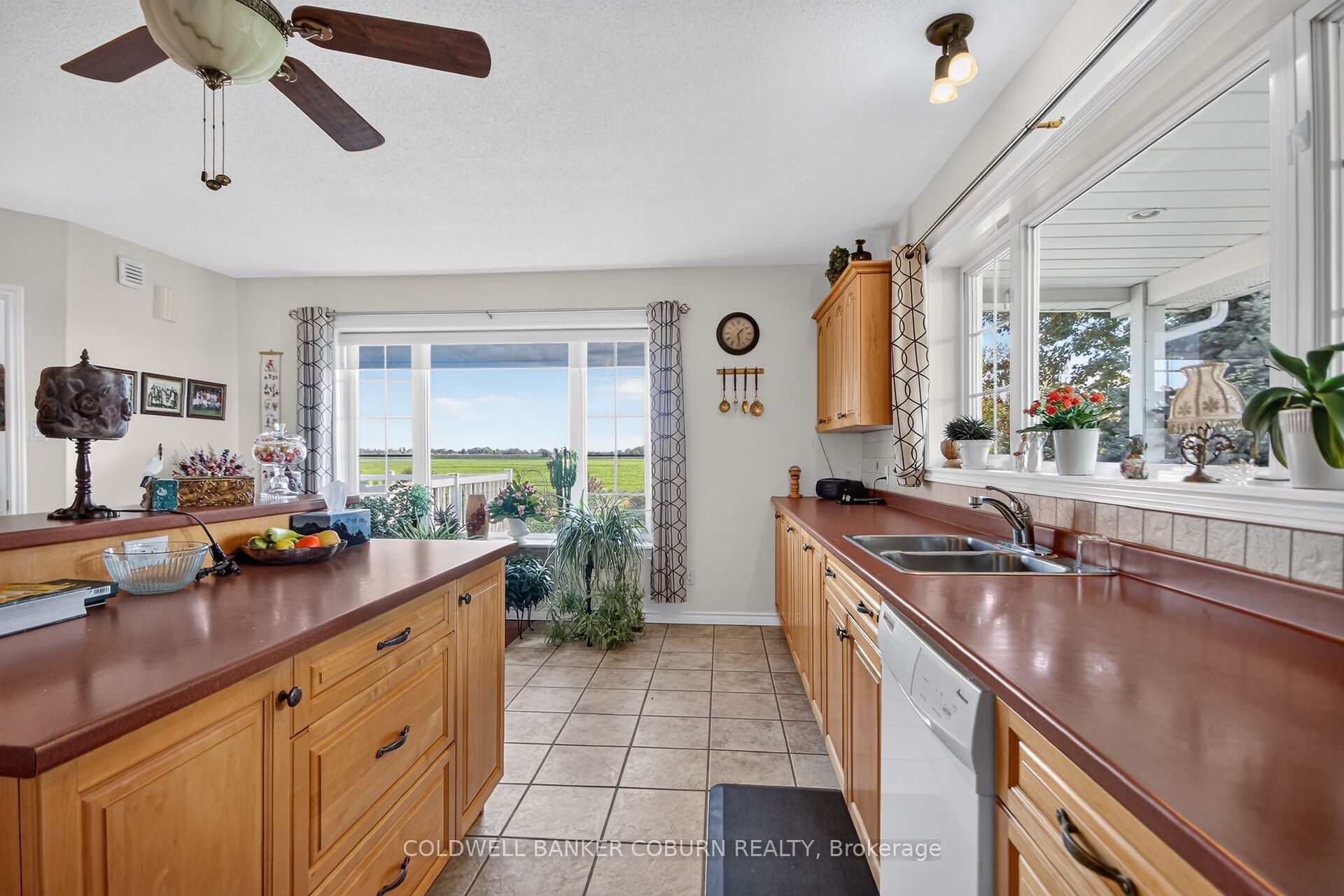 2015 Development Road Property Photo 4