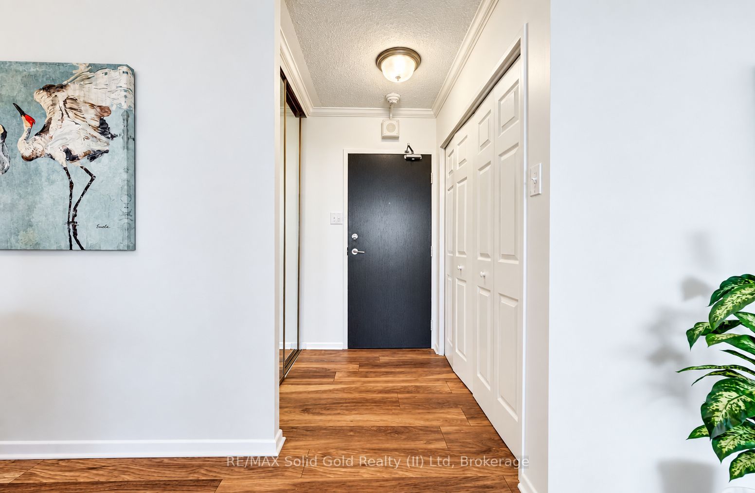 81 Church Street 1407 Property Photo 5