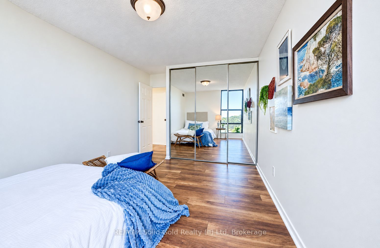 81 Church Street 1407 Property Photo 23