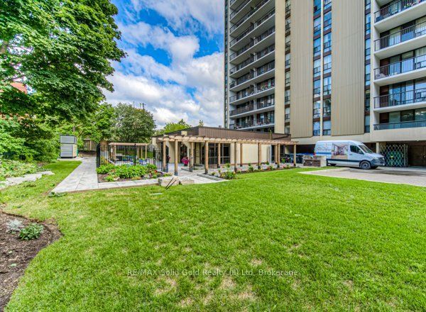 81 Church Street 1407 Property Photo 36