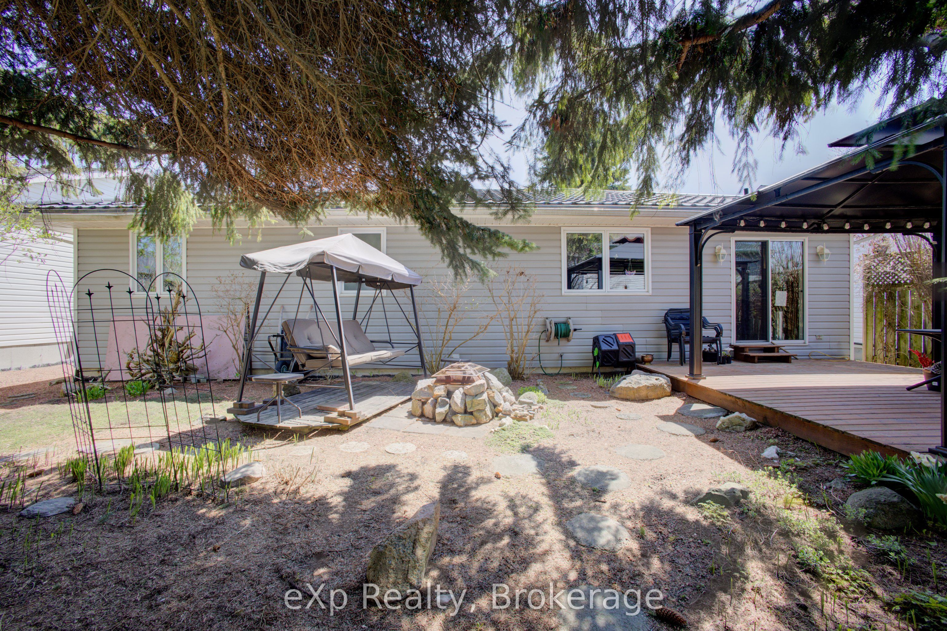 685 Reserve Avenue S Property Photo 27