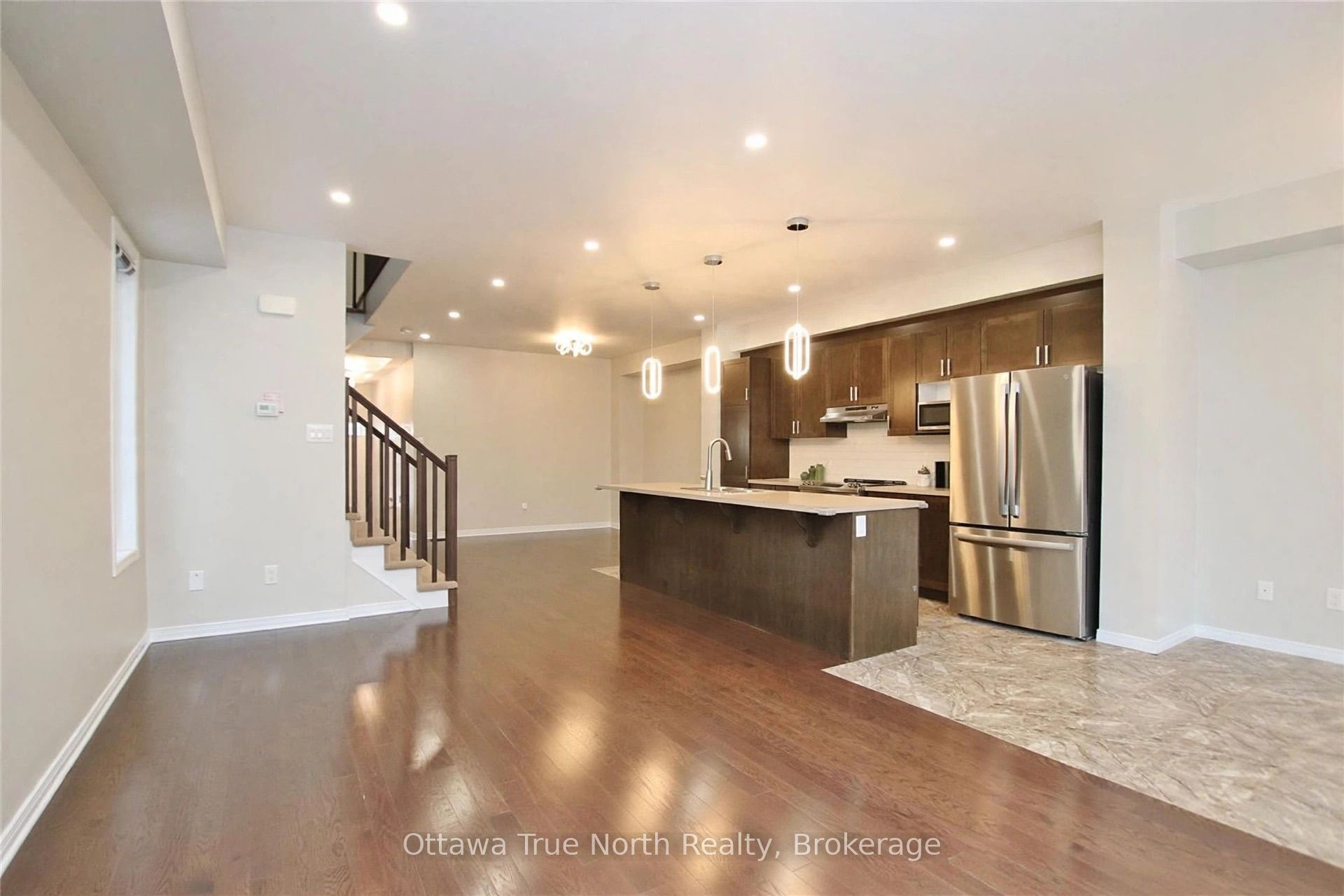 647 Gabriola Way Property Photo 10