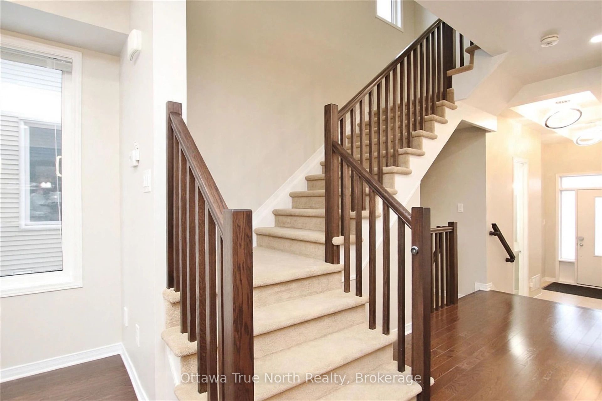 647 Gabriola Way Property Photo 16