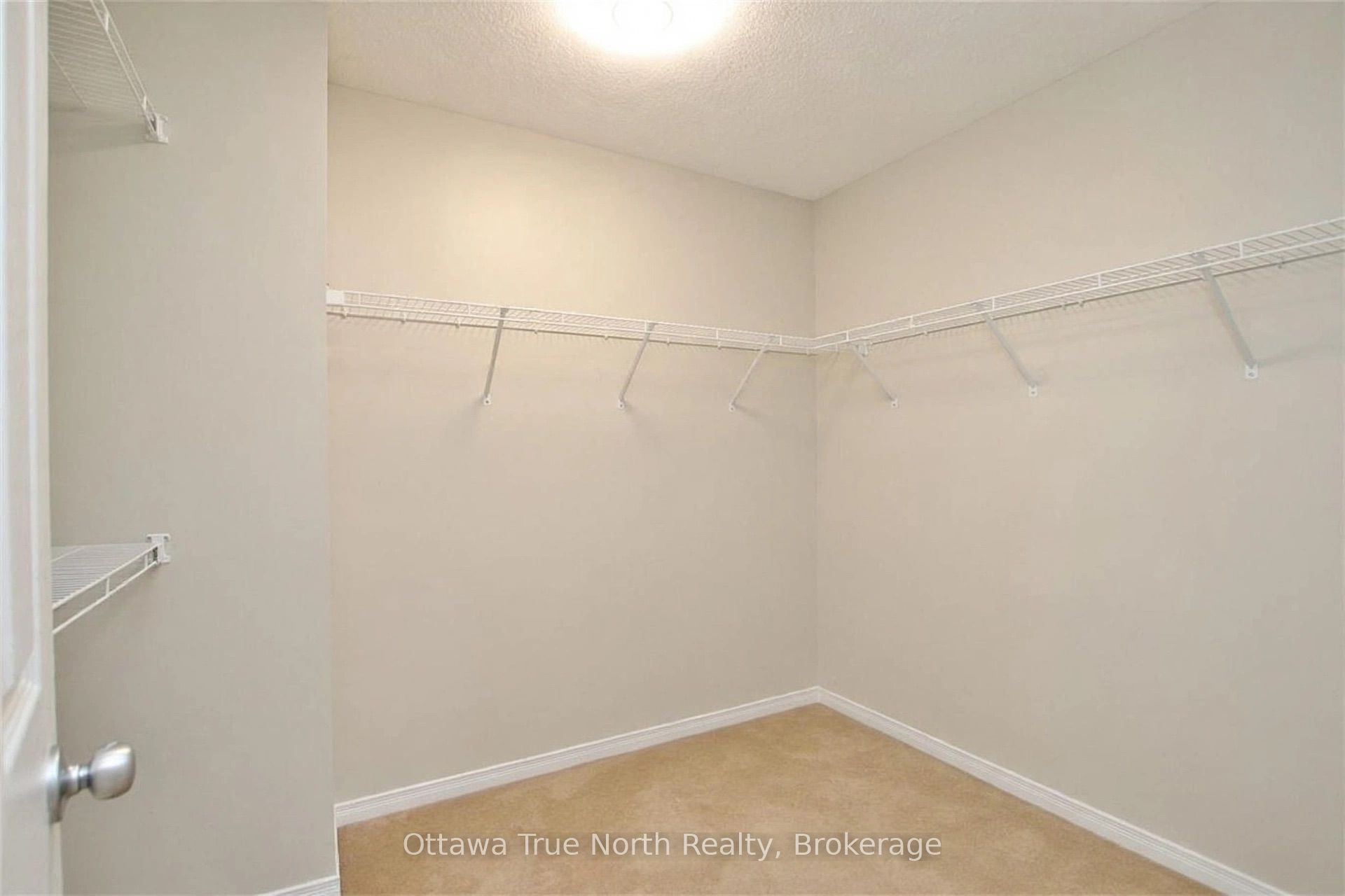 647 Gabriola Way Property Photo 20