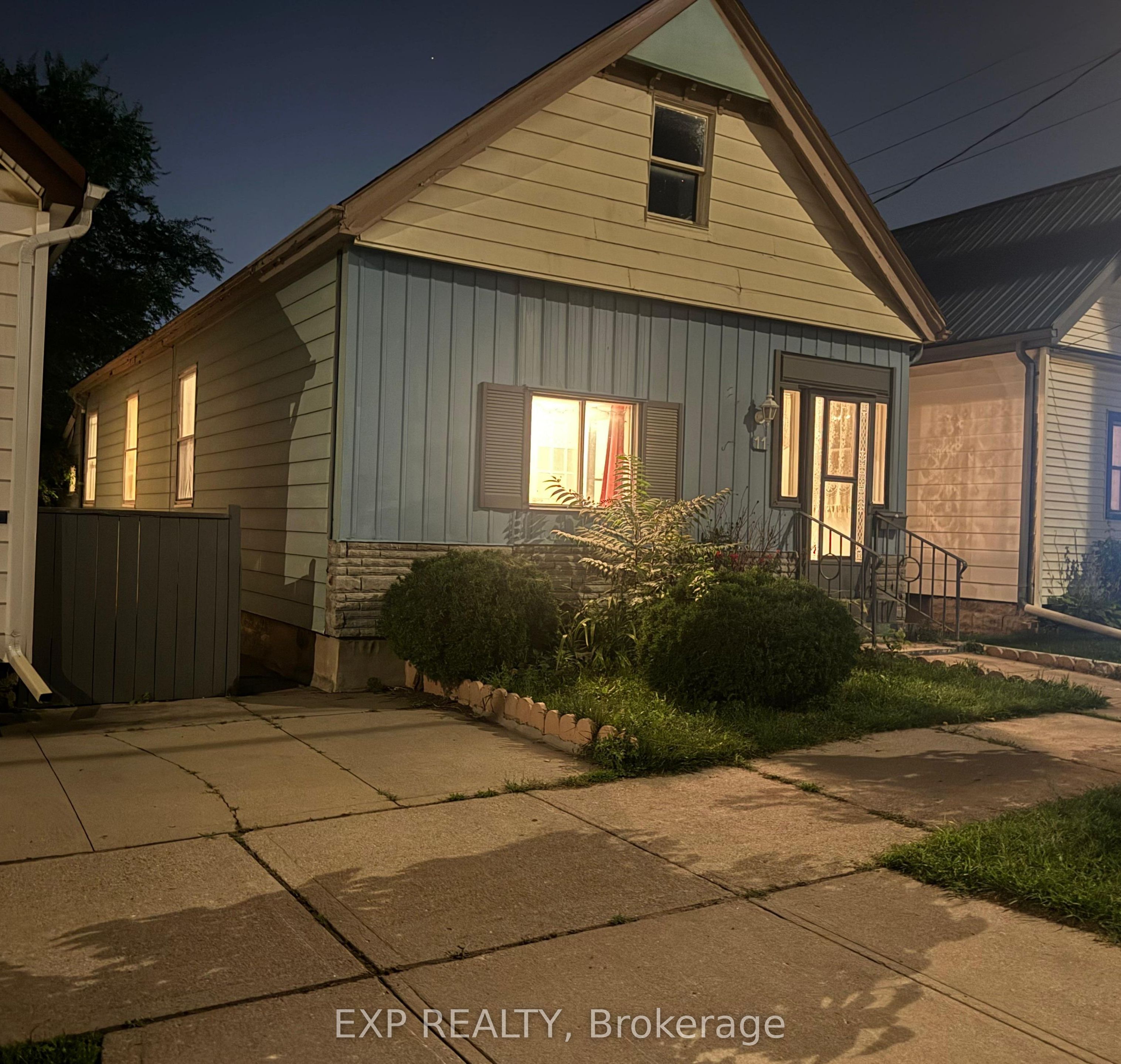 11 Rathmine Street Property Photo 1