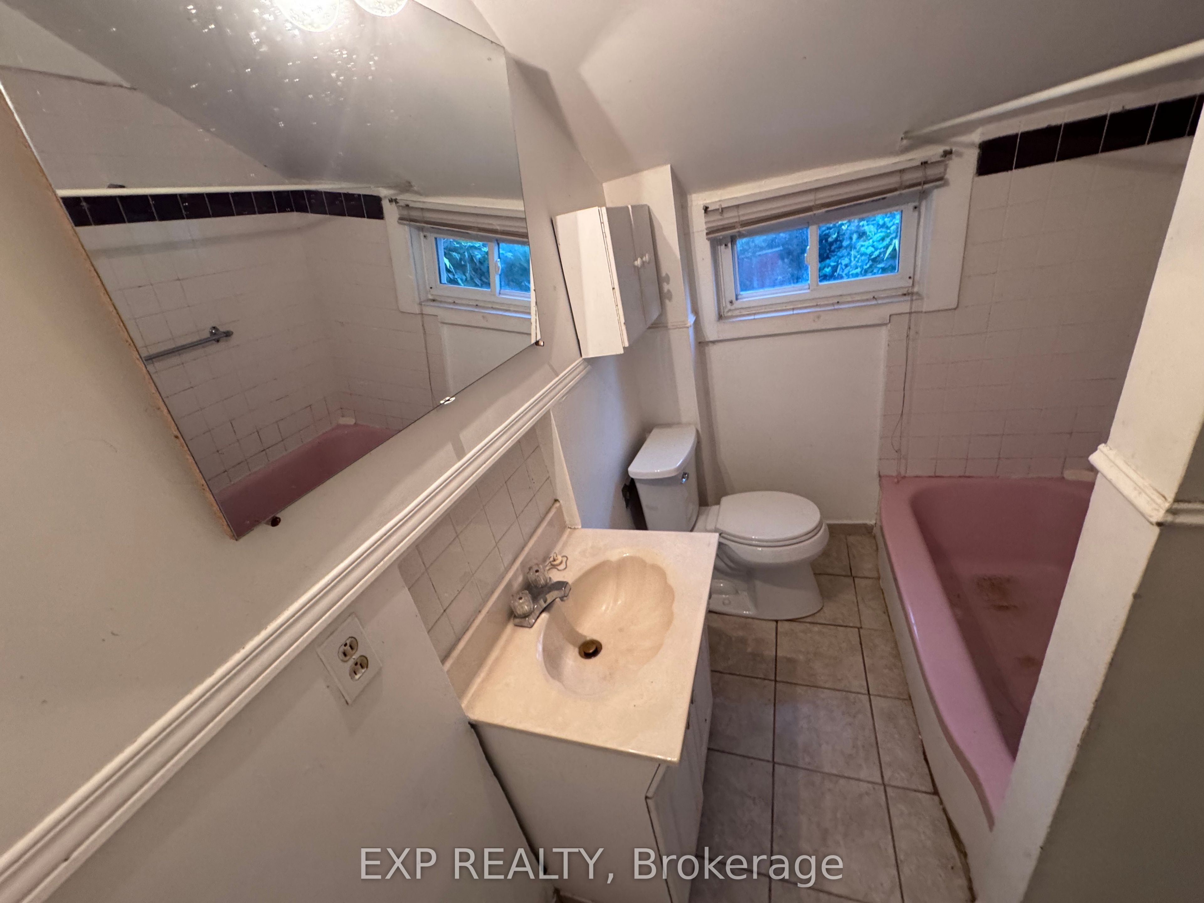 11 Rathmine Street Property Photo 18