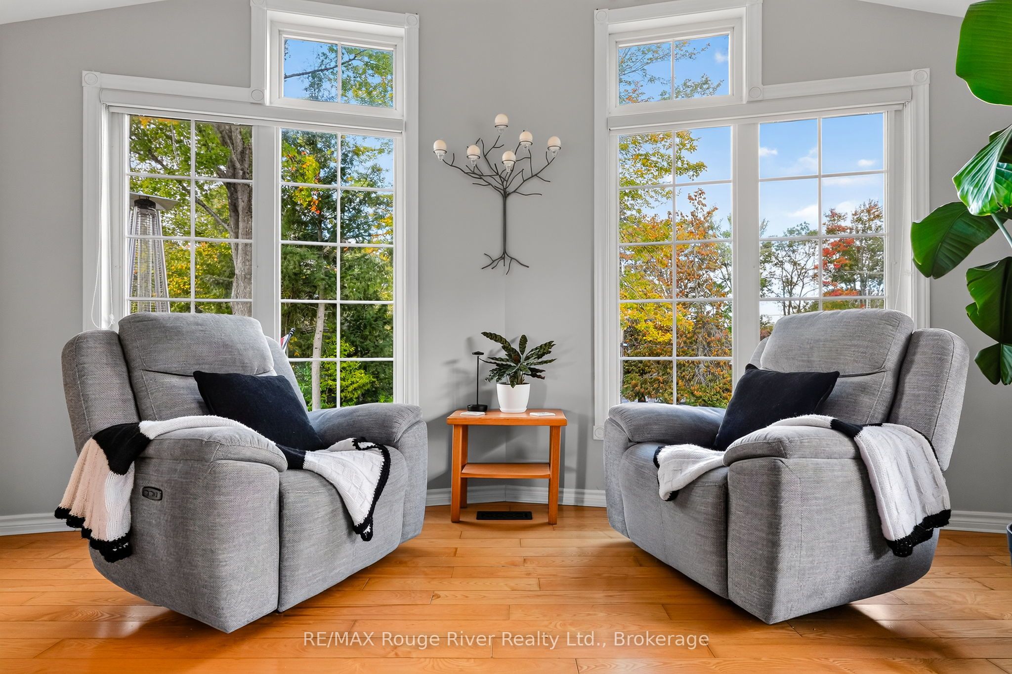 21 Fox Lane Property Photo 12