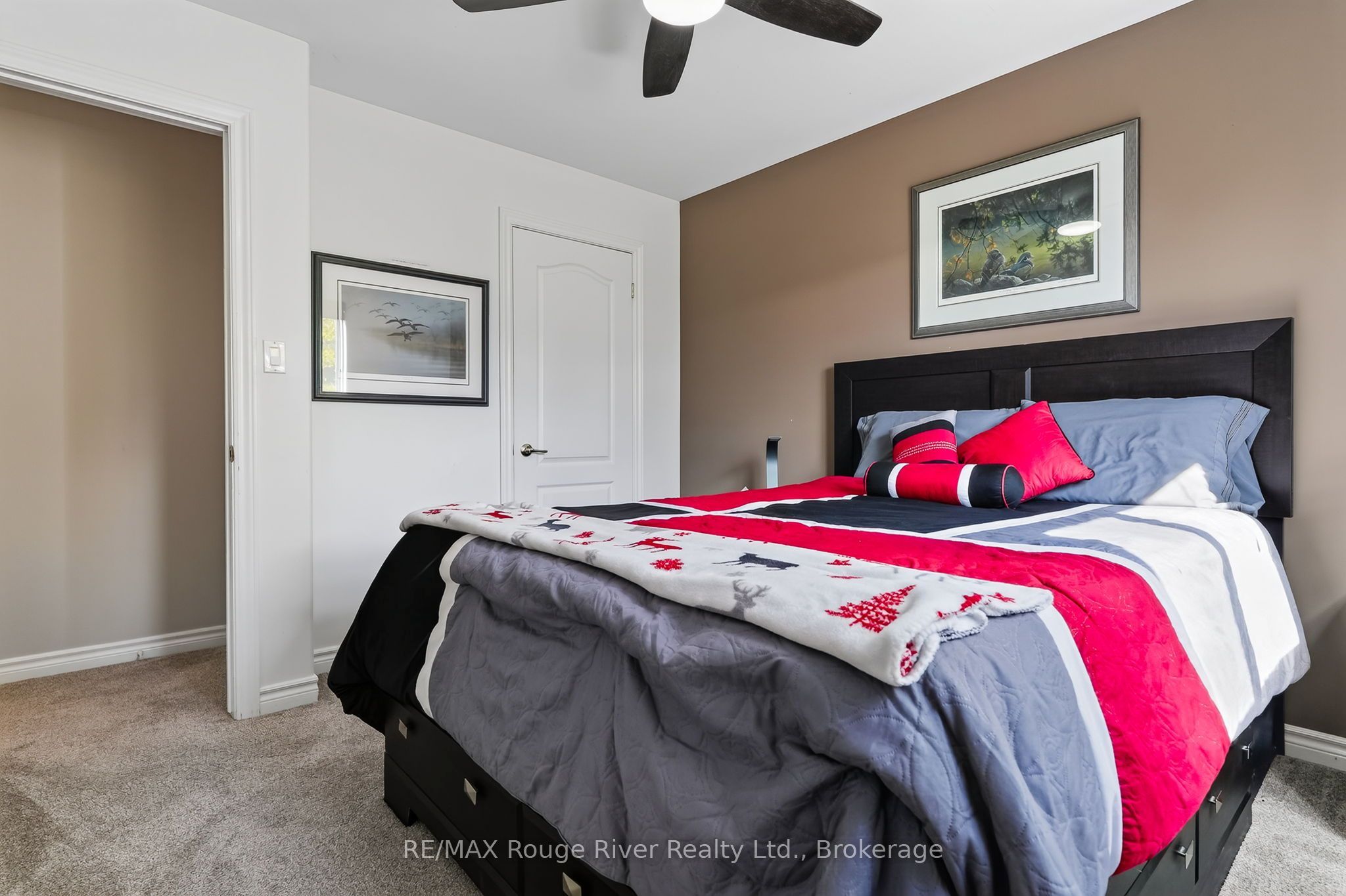 21 Fox Lane Property Photo 18