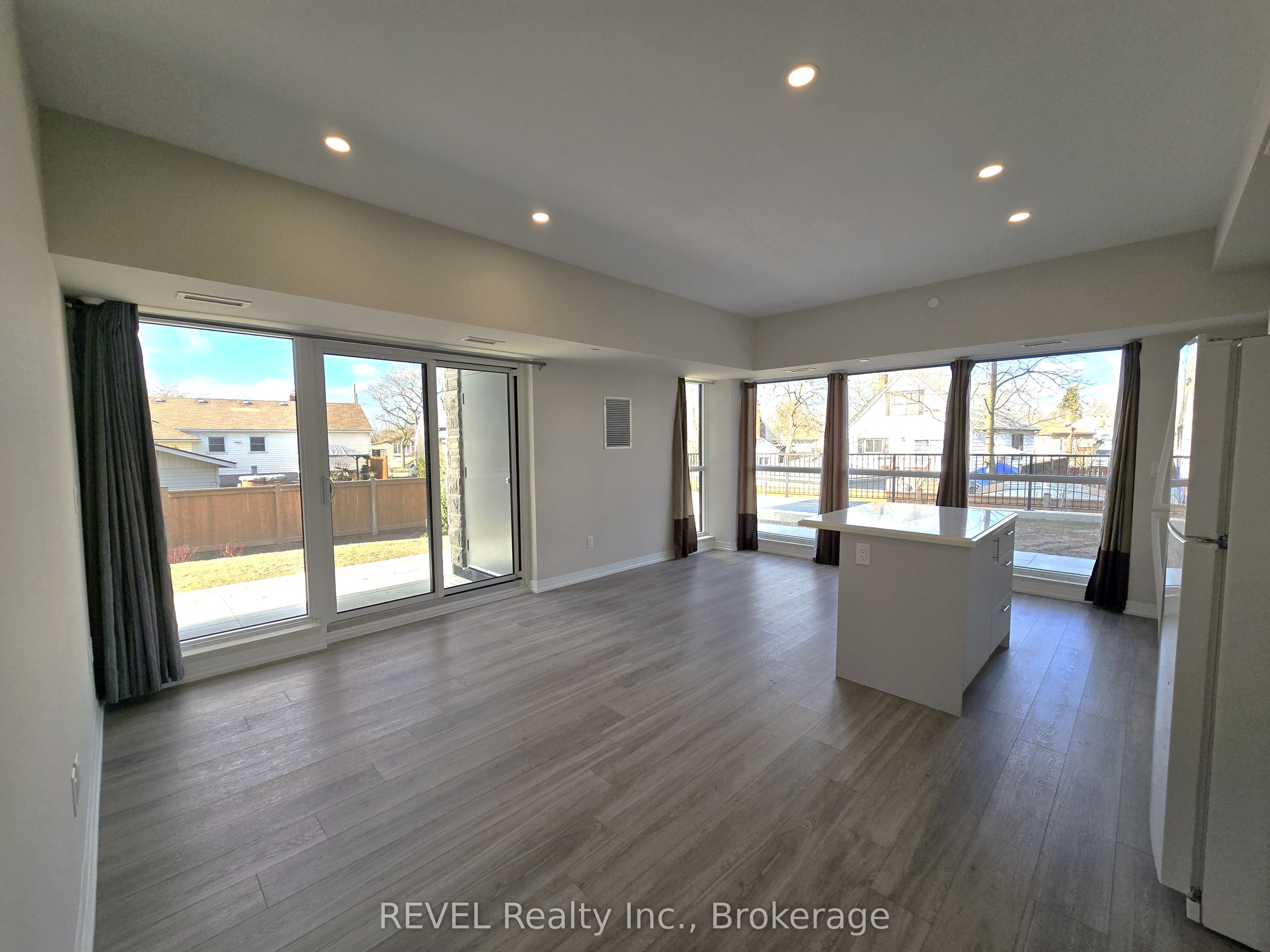 50 Herrick Avenue 140 Property Photo 1