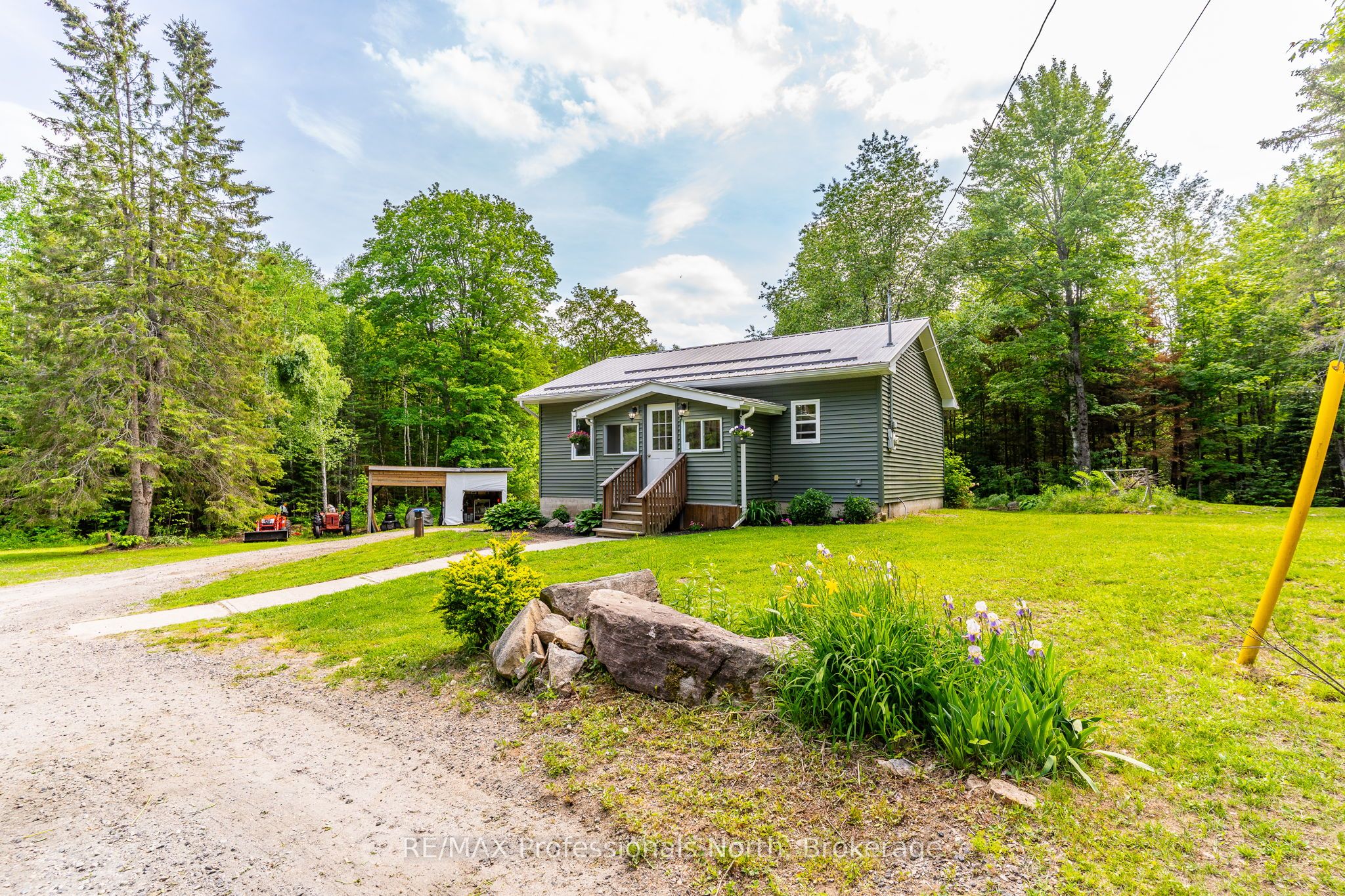 17900 Highway 118 Property Photo 6