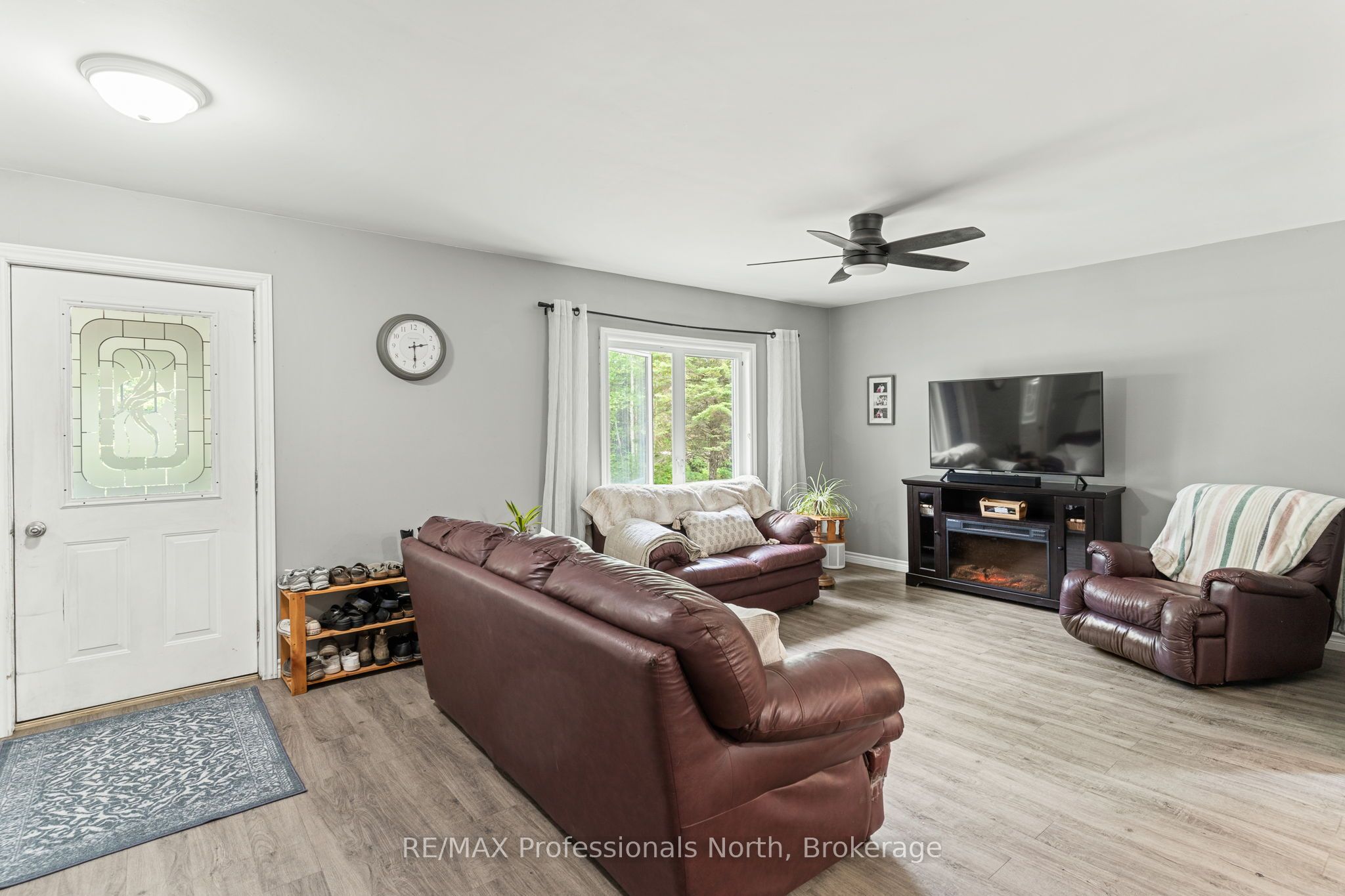 17900 Highway 118 Property Photo 11