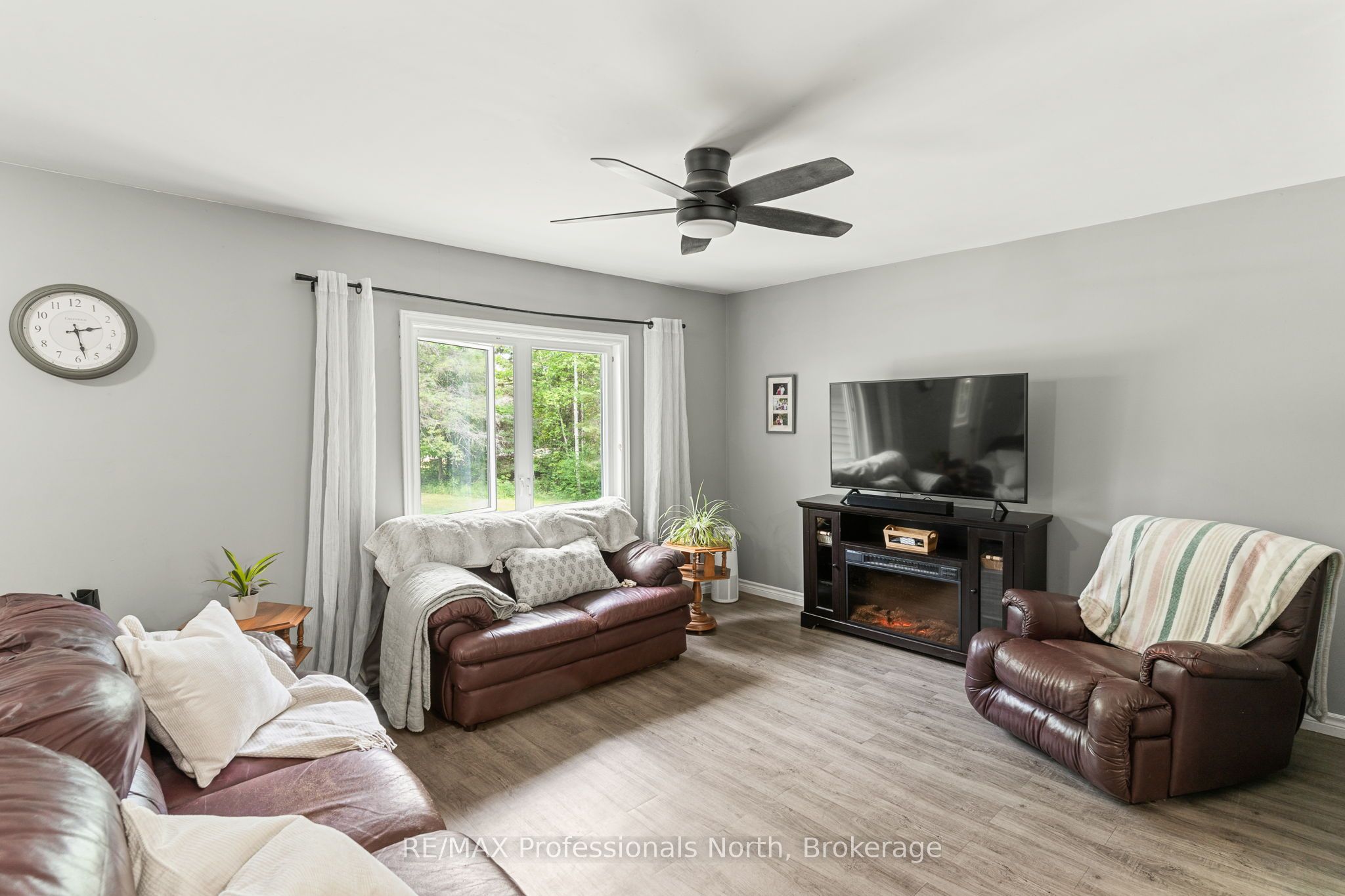17900 Highway 118 Property Photo 12