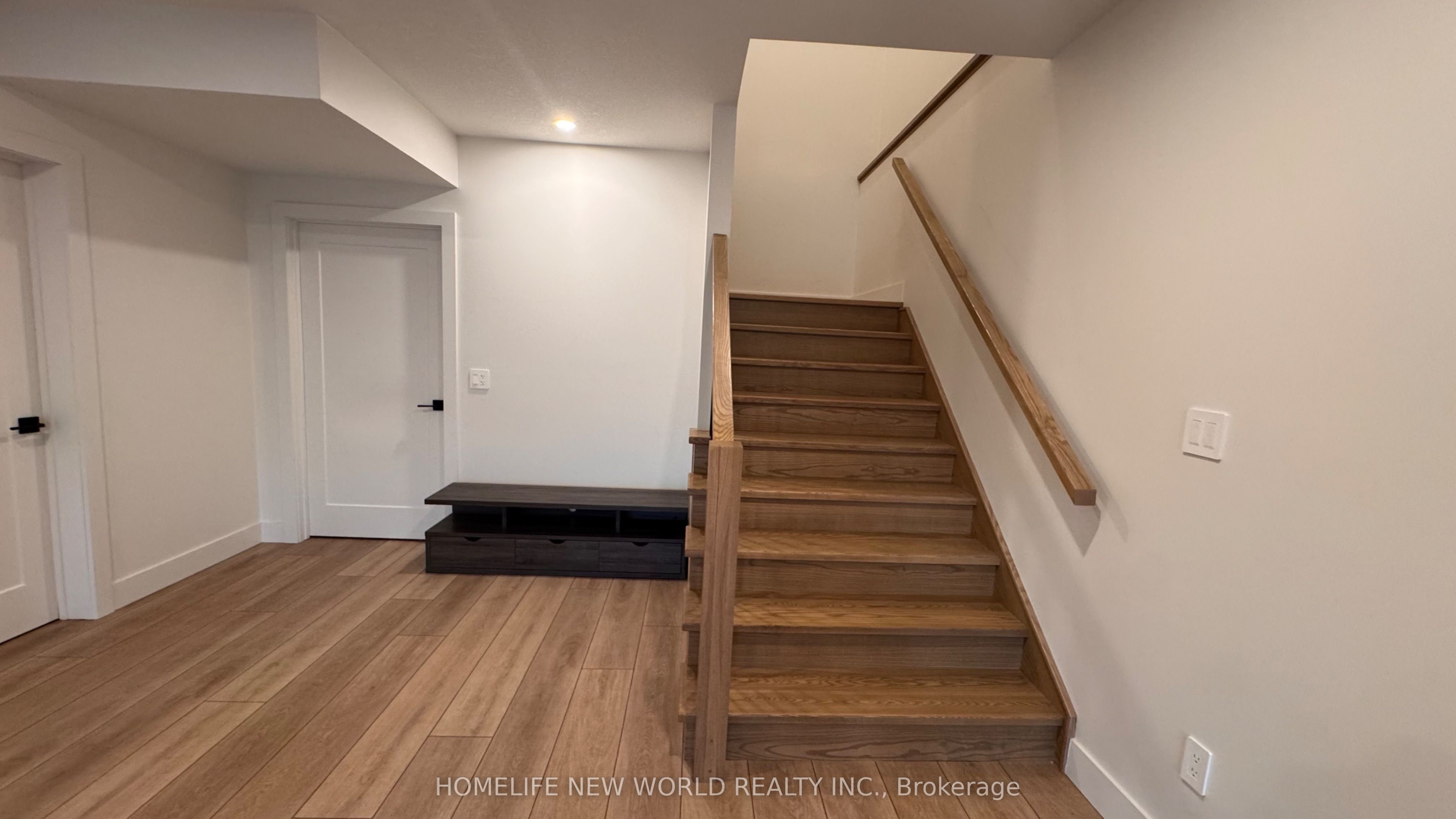 118 Devinwood Avenue Property Photo 31
