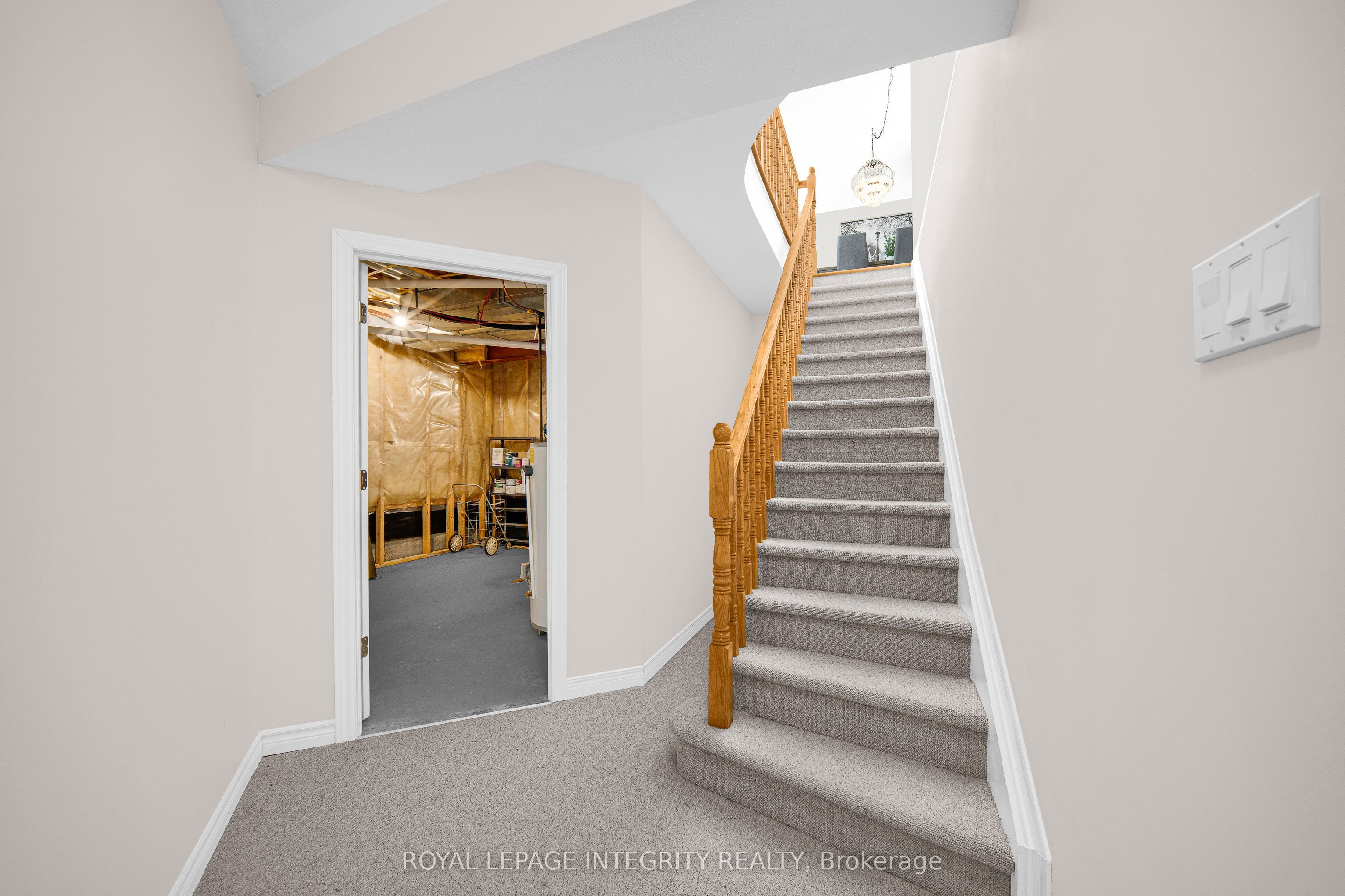 804 Hot Springs Way Property Photo 26