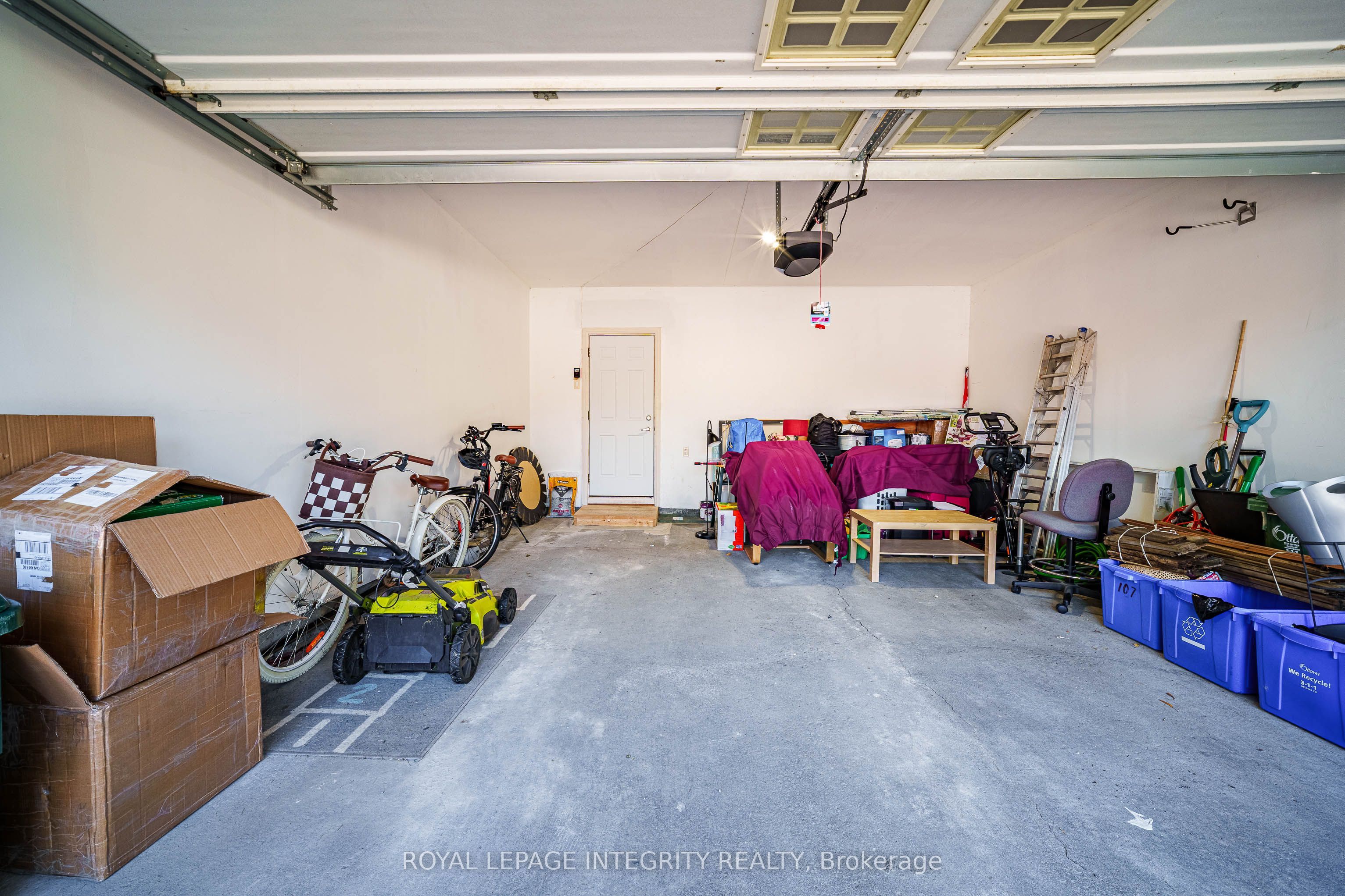 804 Hot Springs Way Property Photo 29