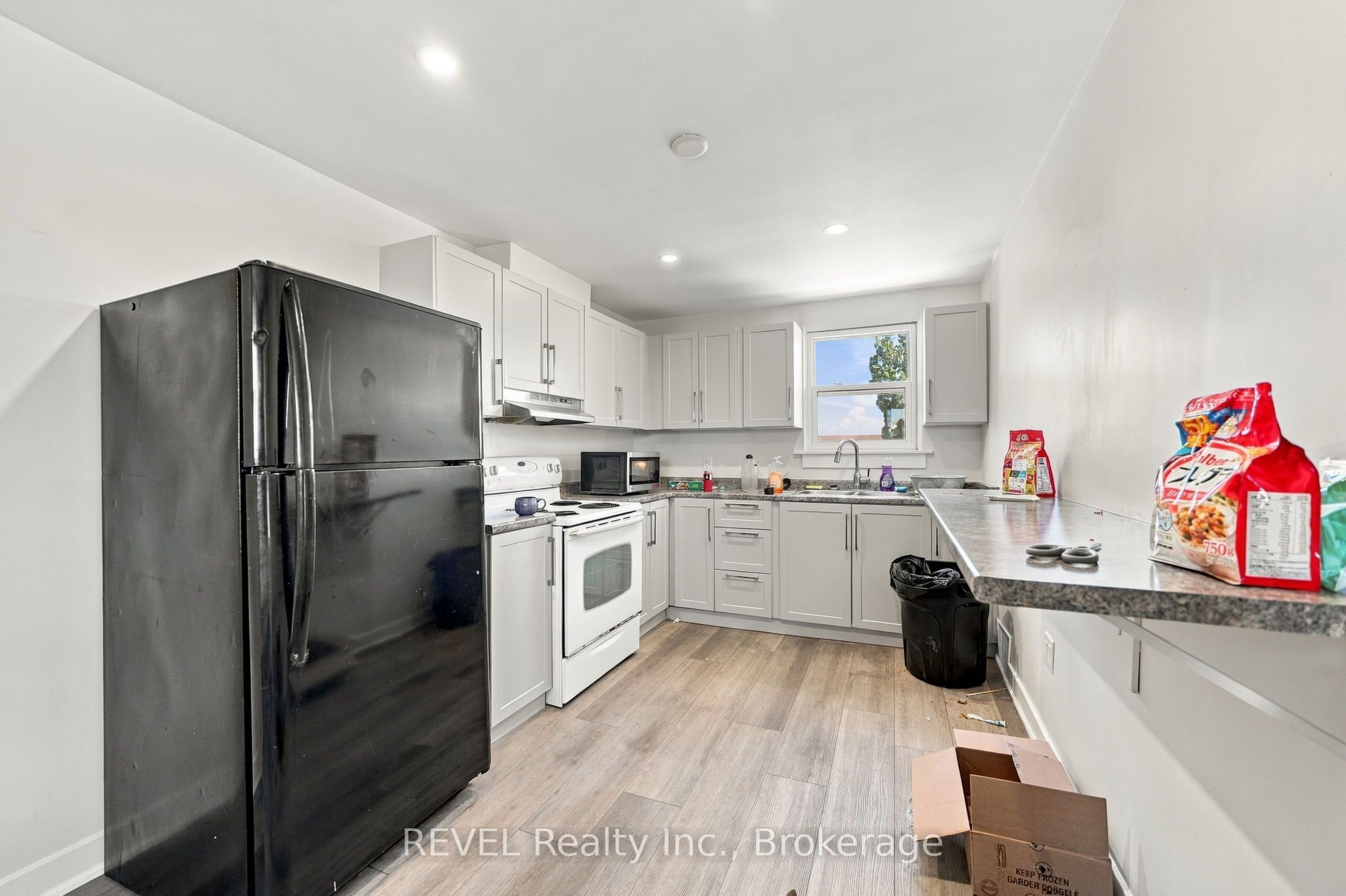 215 Garrison Road Property Photo 12