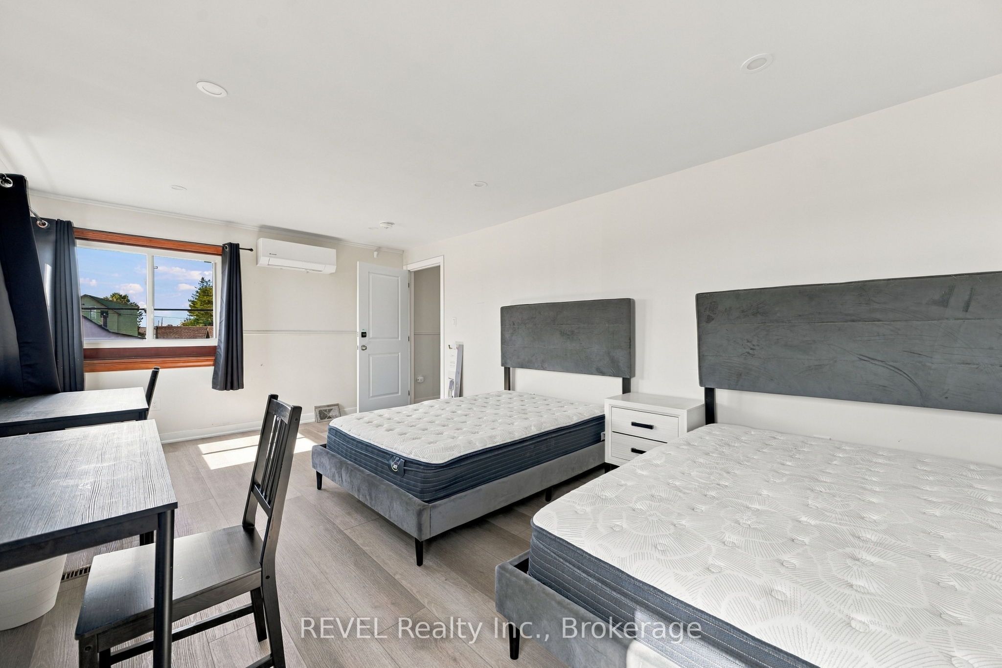 215 Garrison Road Property Photo 14