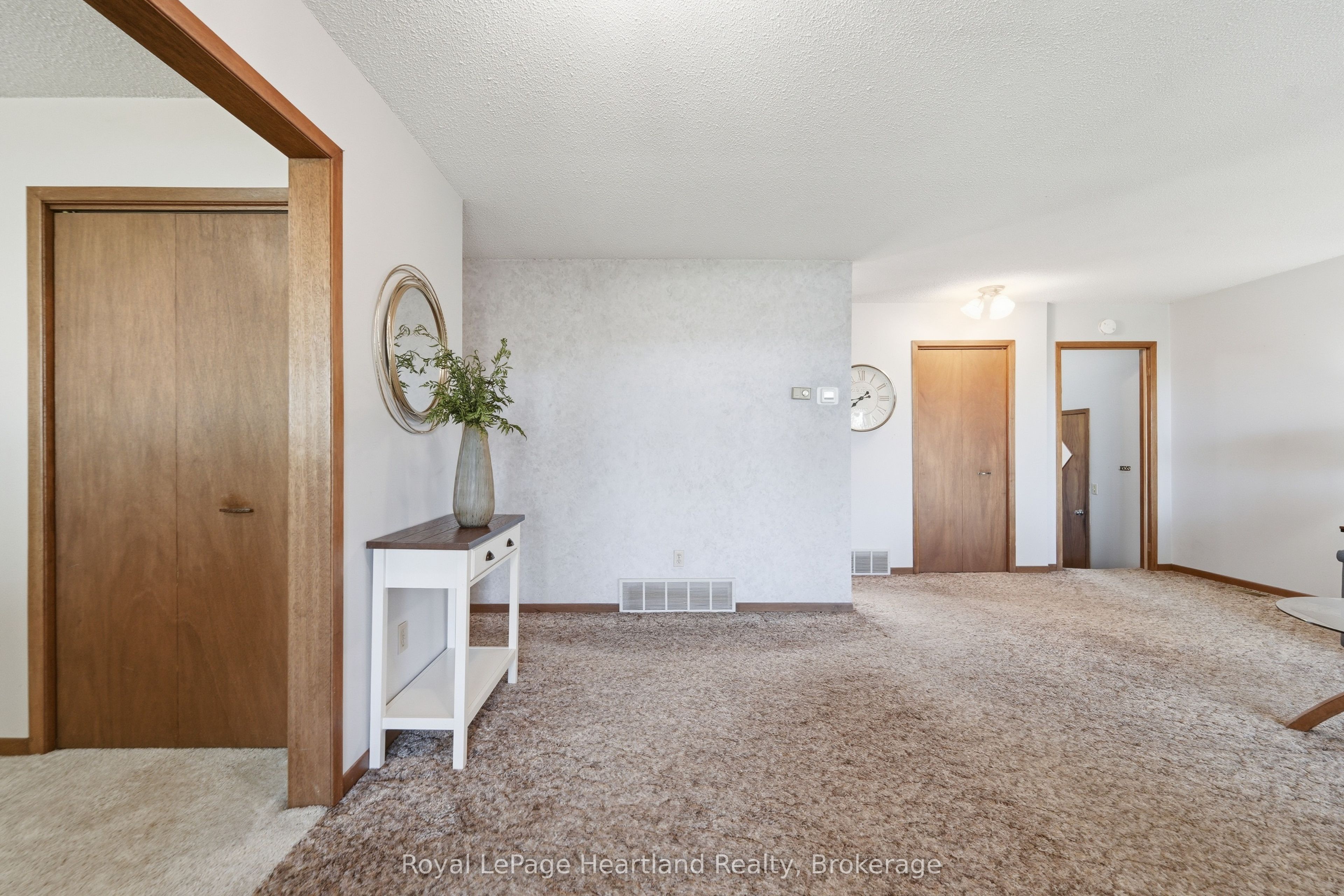 73010 Goshen Line Property Photo 5