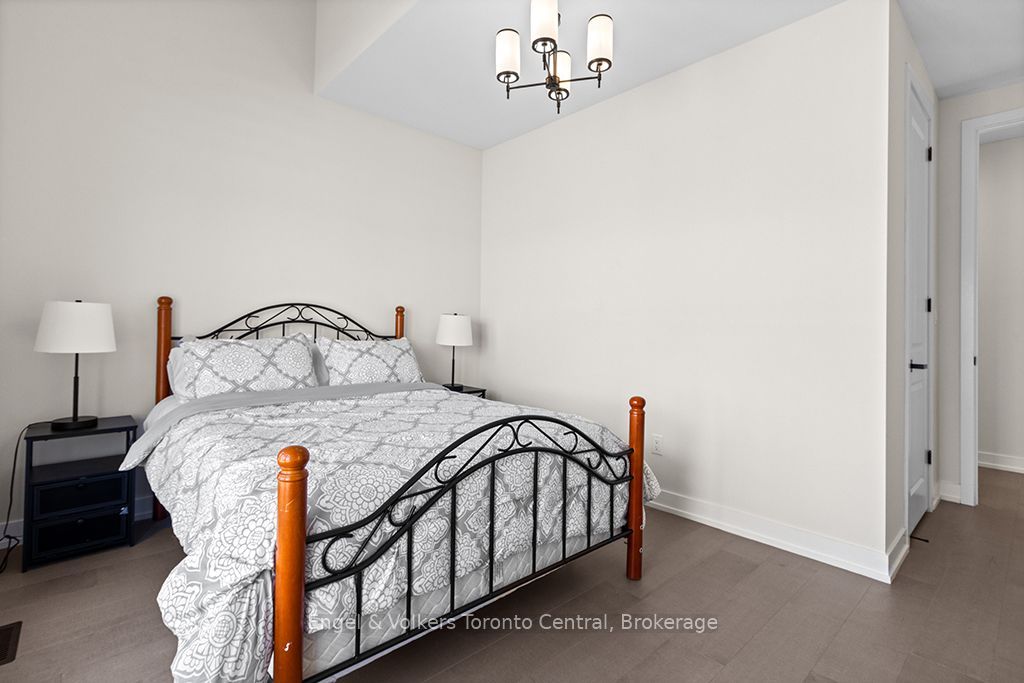 125 Stoneleigh Drive Property Photo 27