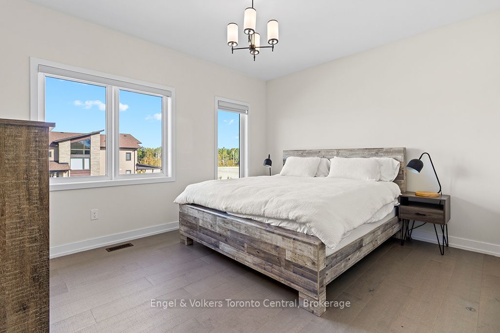 125 Stoneleigh Drive Property Photo 36