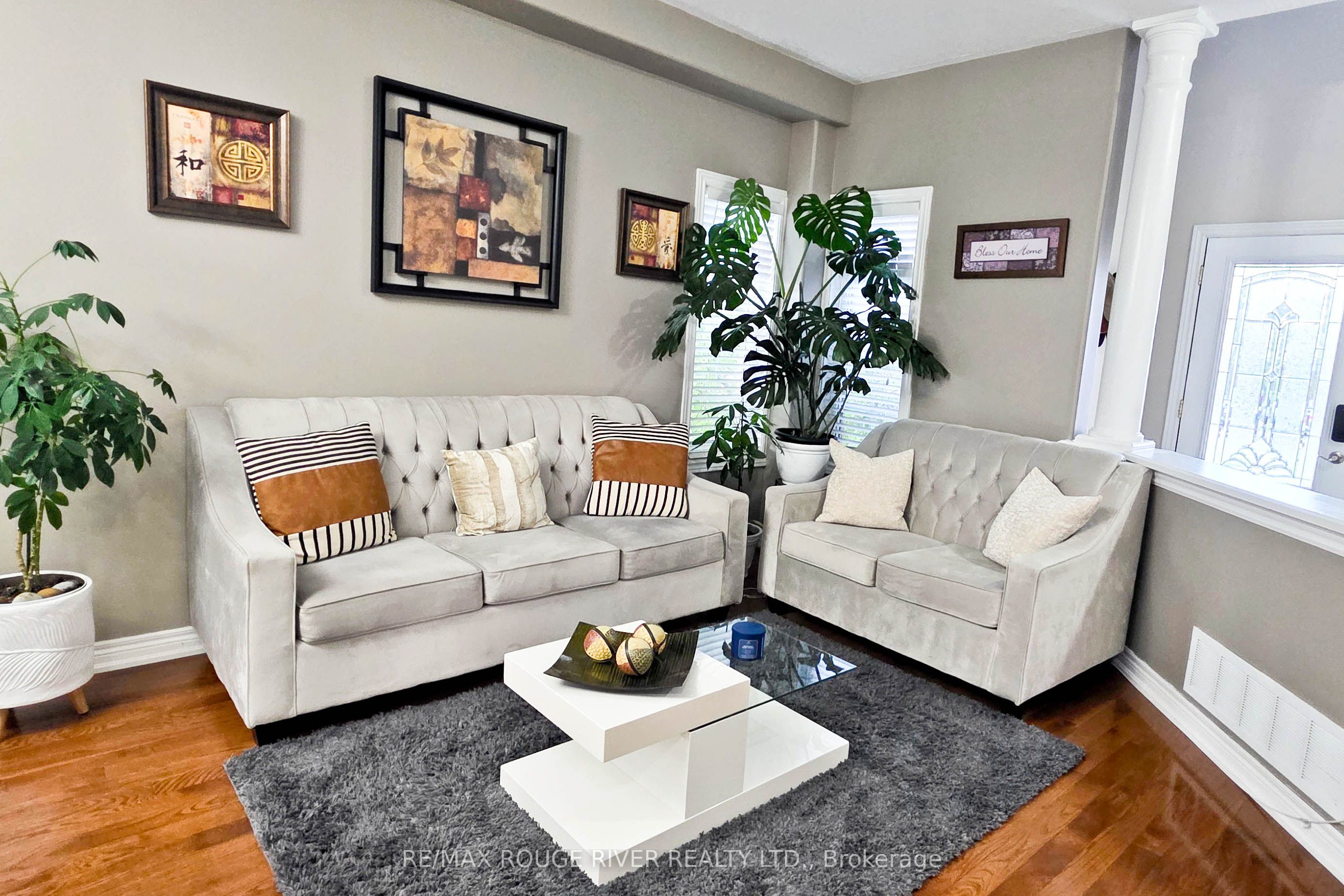 71 Sweetnam Drive Property Photo 2