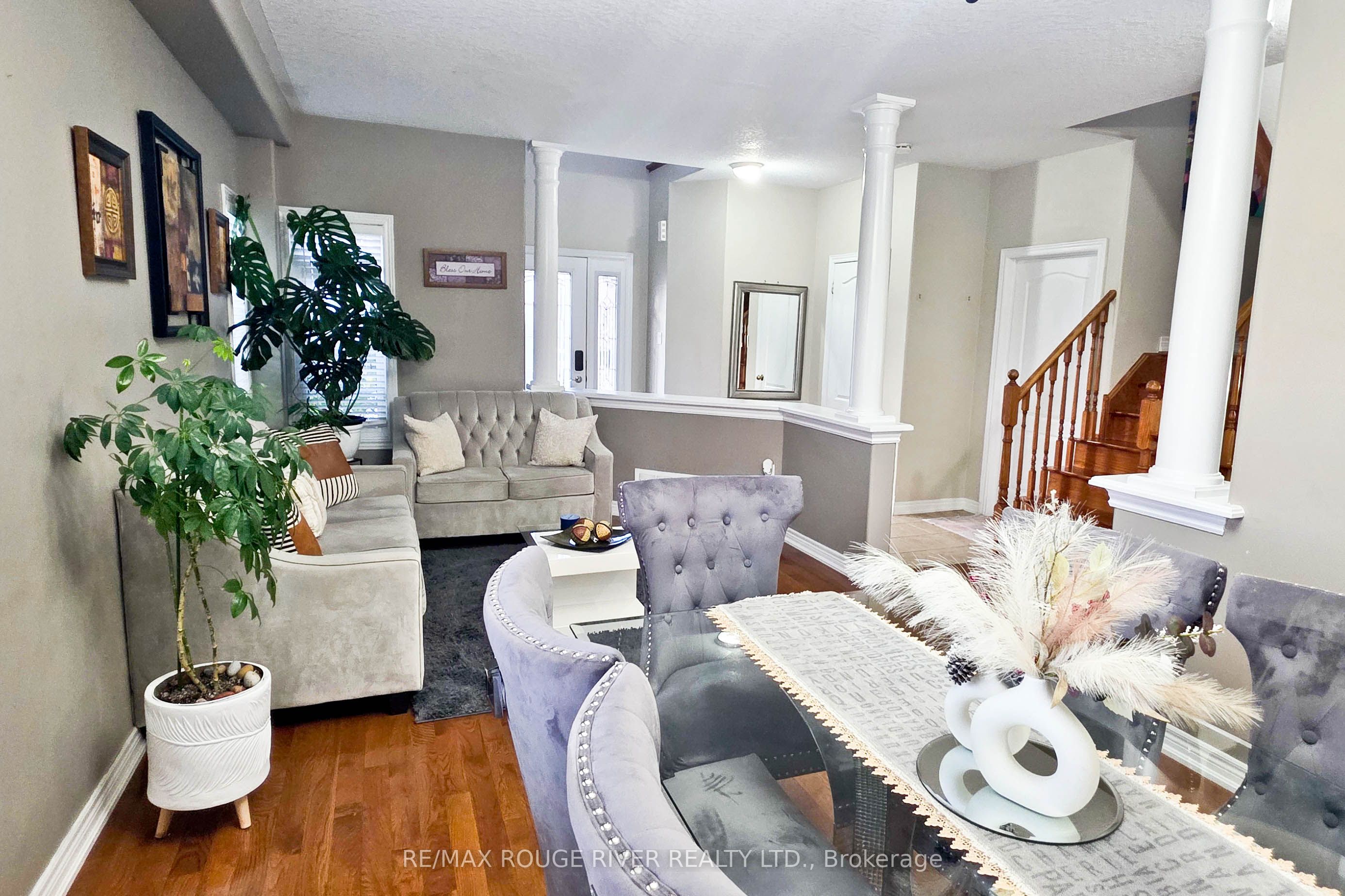 71 Sweetnam Drive Property Photo 3