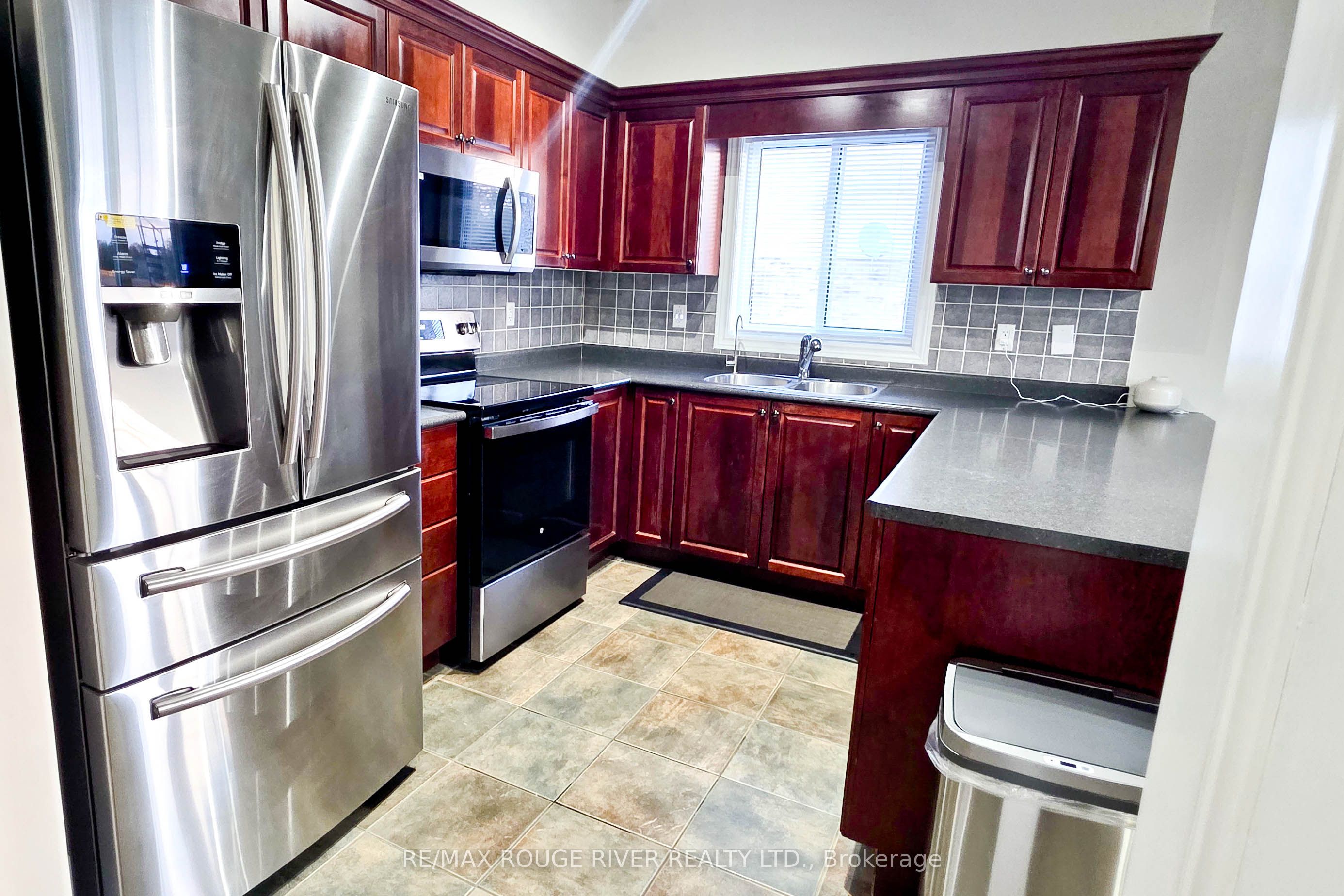 71 Sweetnam Drive Property Photo 13