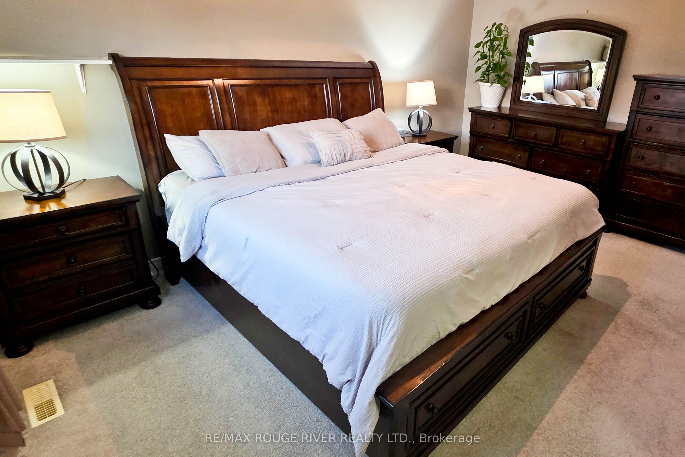 71 Sweetnam Drive Property Photo 20
