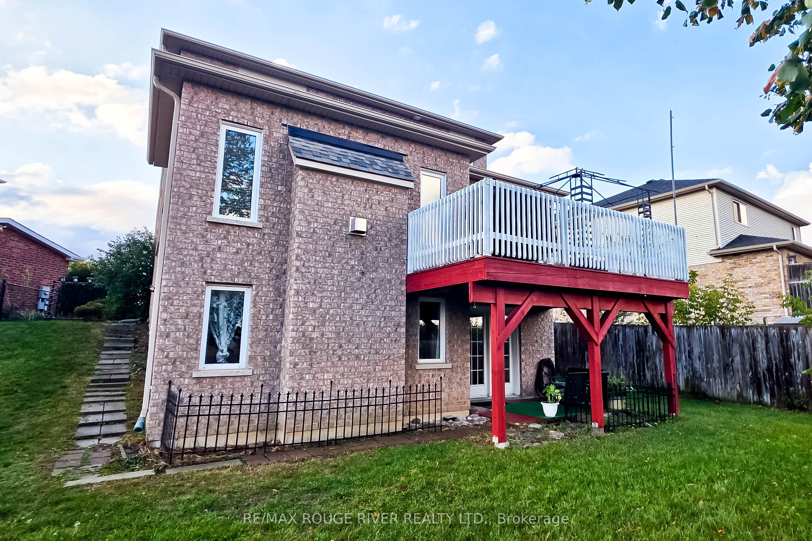 71 Sweetnam Drive Property Photo 35