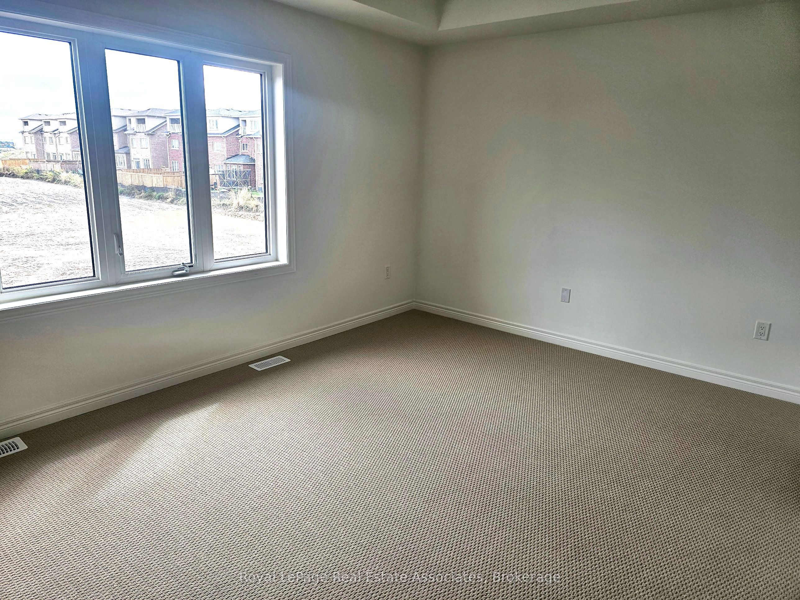 75 Picardy Drive Property Photo 10