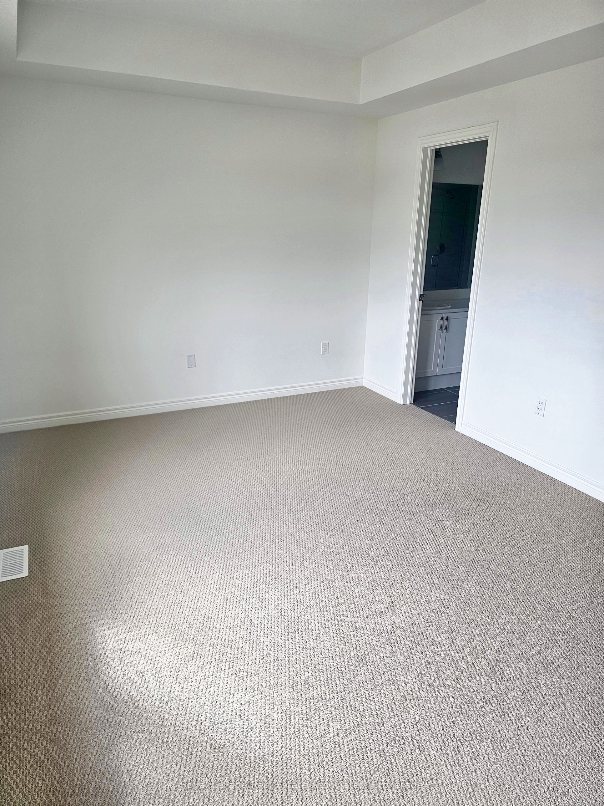 75 Picardy Drive Property Photo 11
