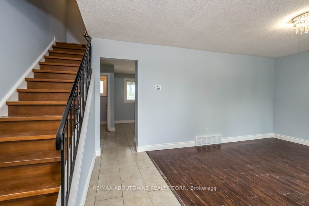 4 Glamis Court Property Photo 19