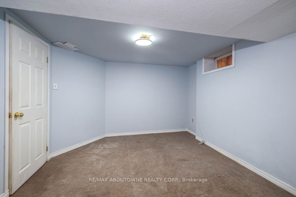 4 Glamis Court Property Photo 31