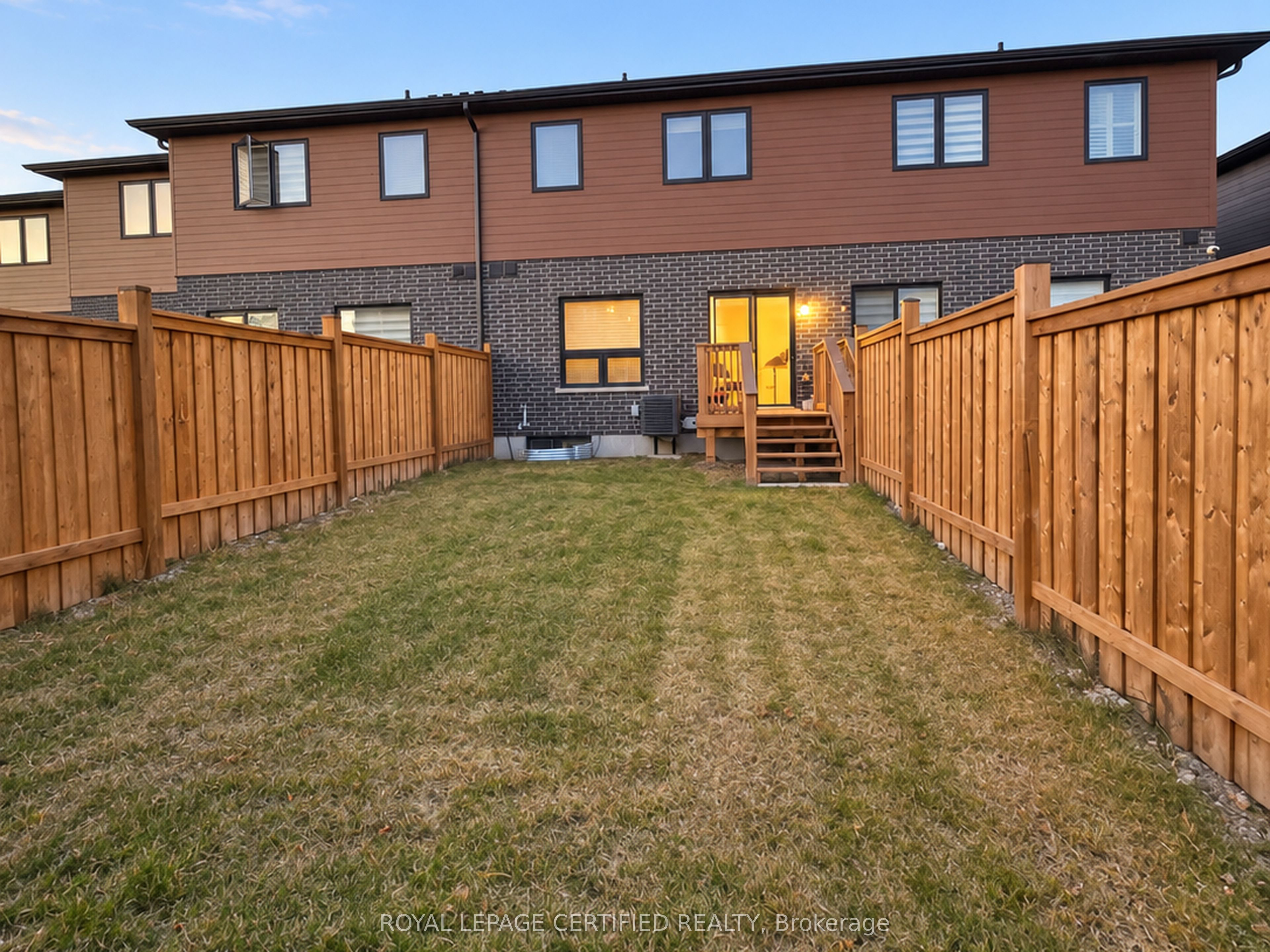235 Lormont Boulevard Property Photo 9