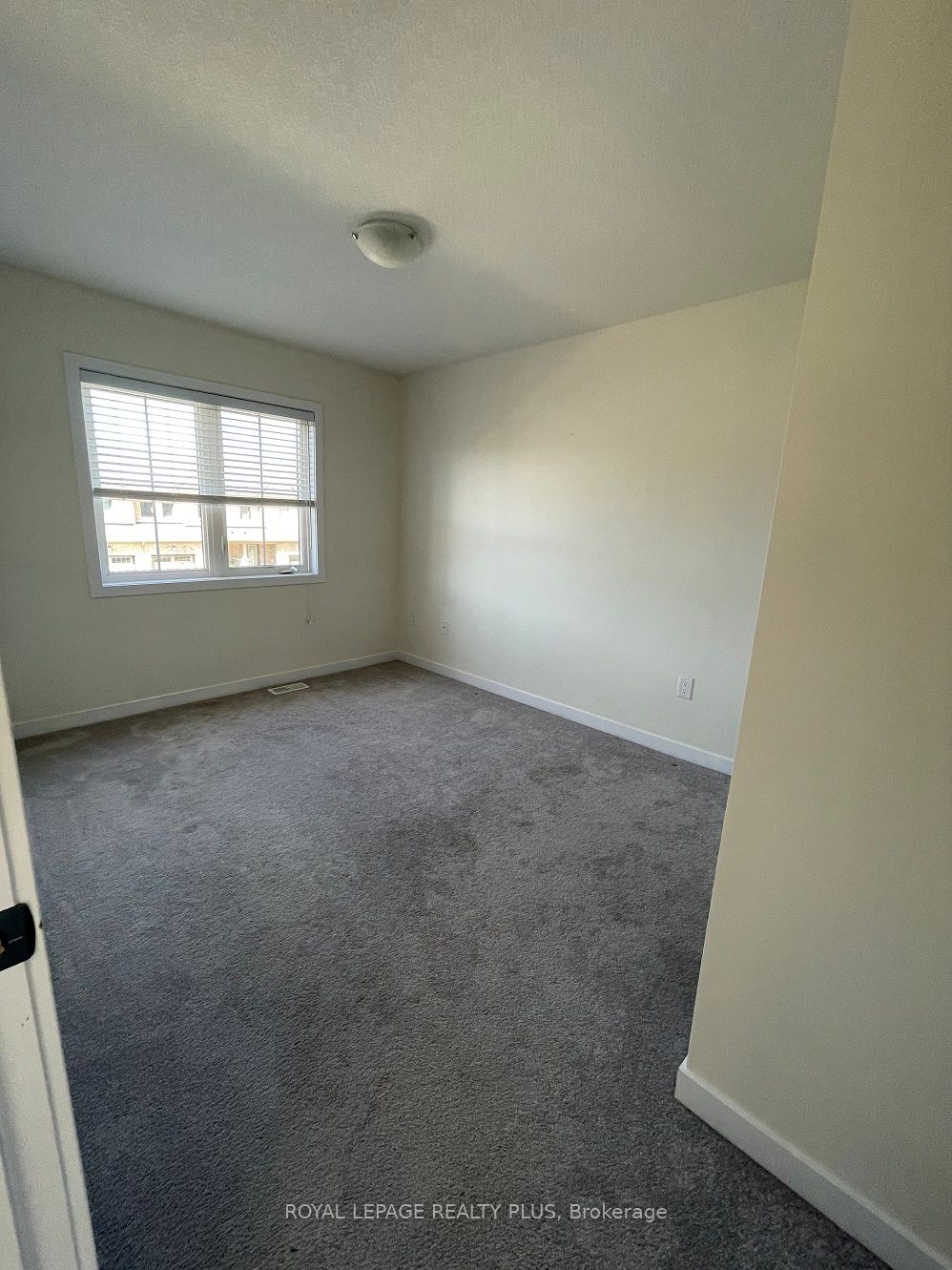 12 Pagebrook Crescent Property Photo 13