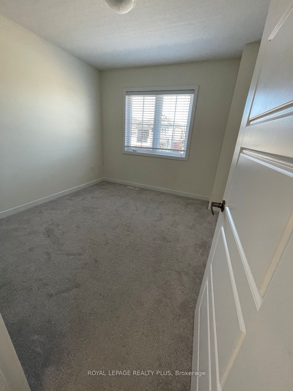 12 Pagebrook Crescent Property Photo 14