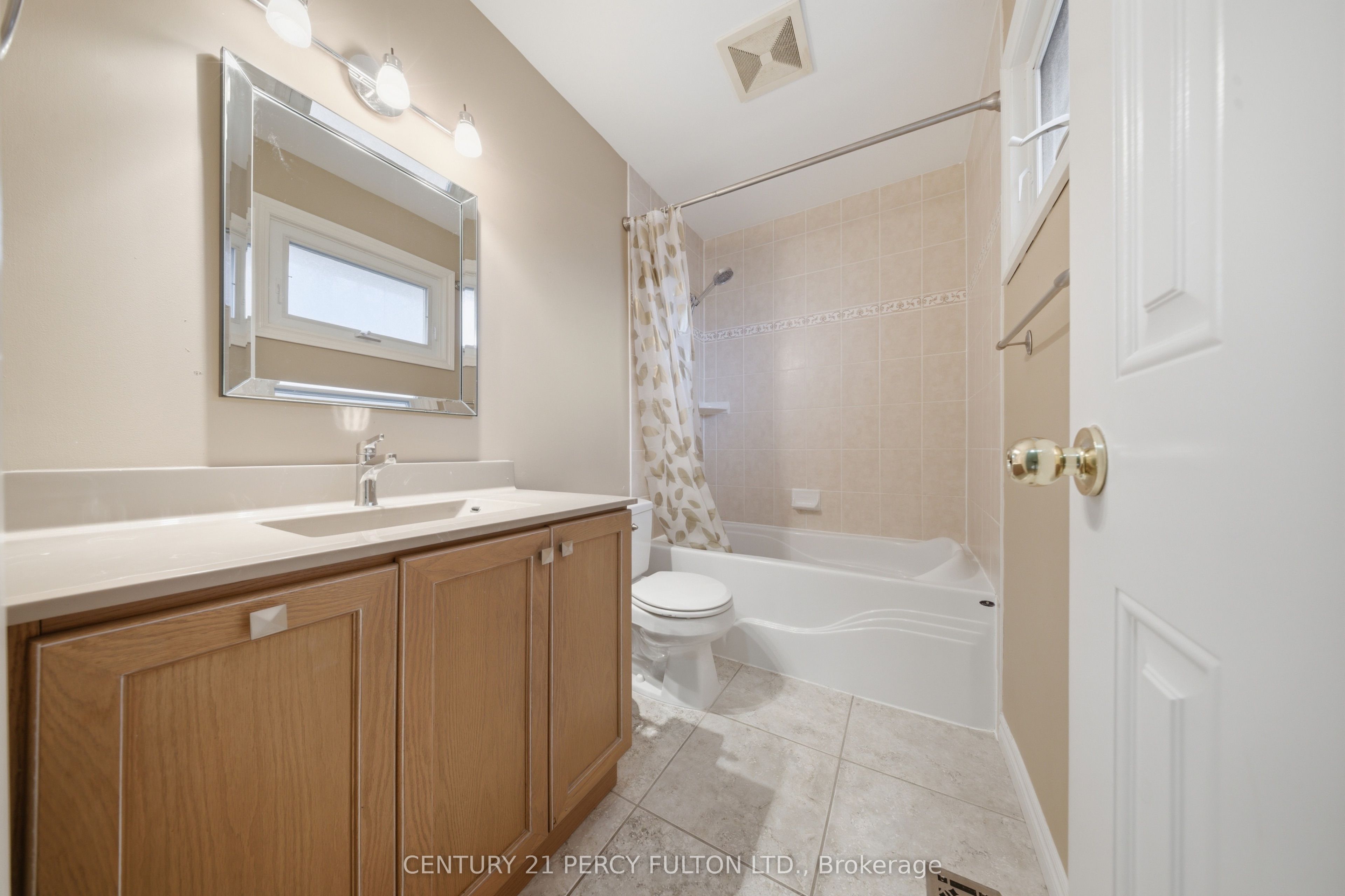 1853 Mapleridge Drive Property Photo 20
