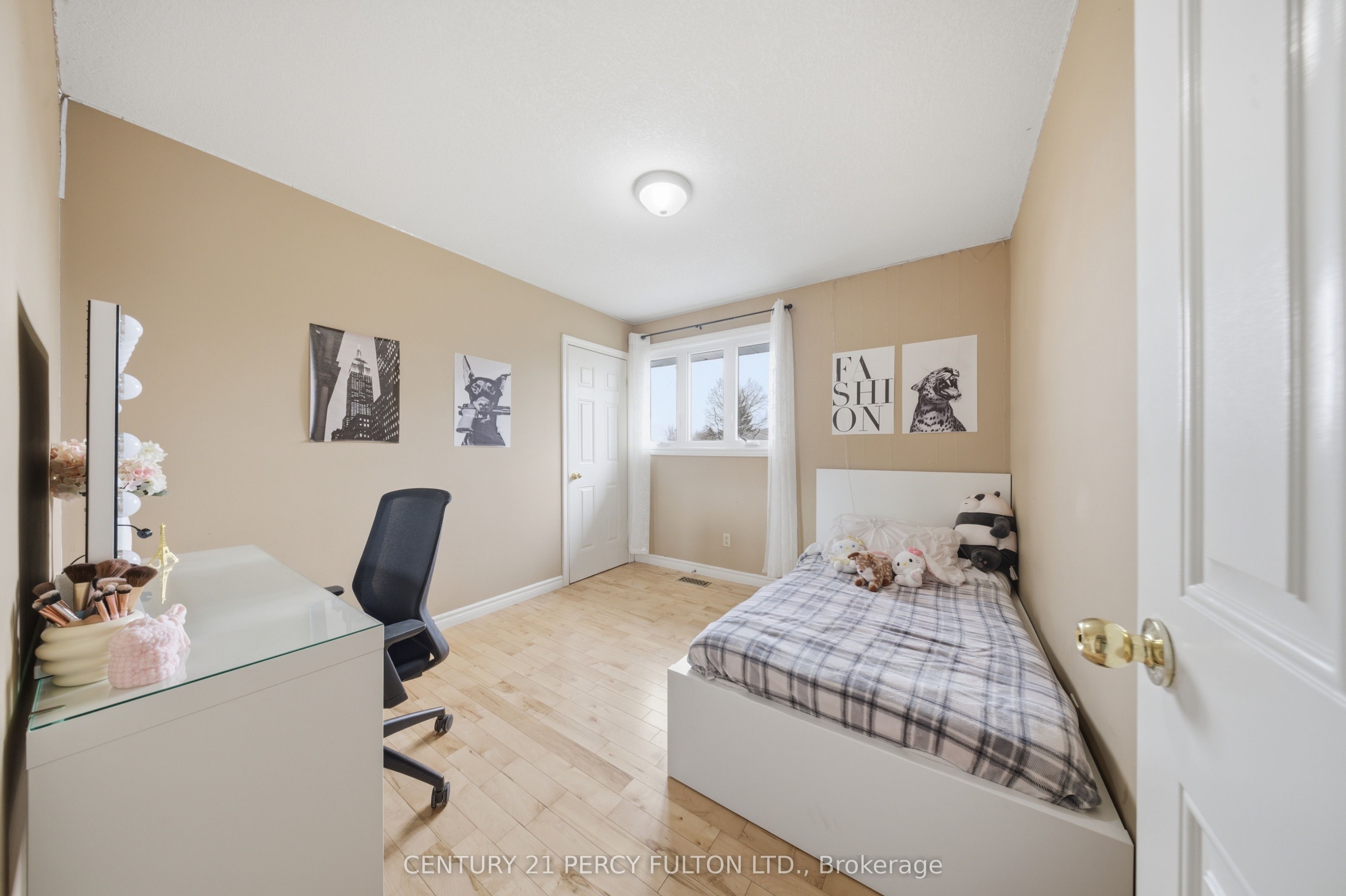 1853 Mapleridge Drive Property Photo 22