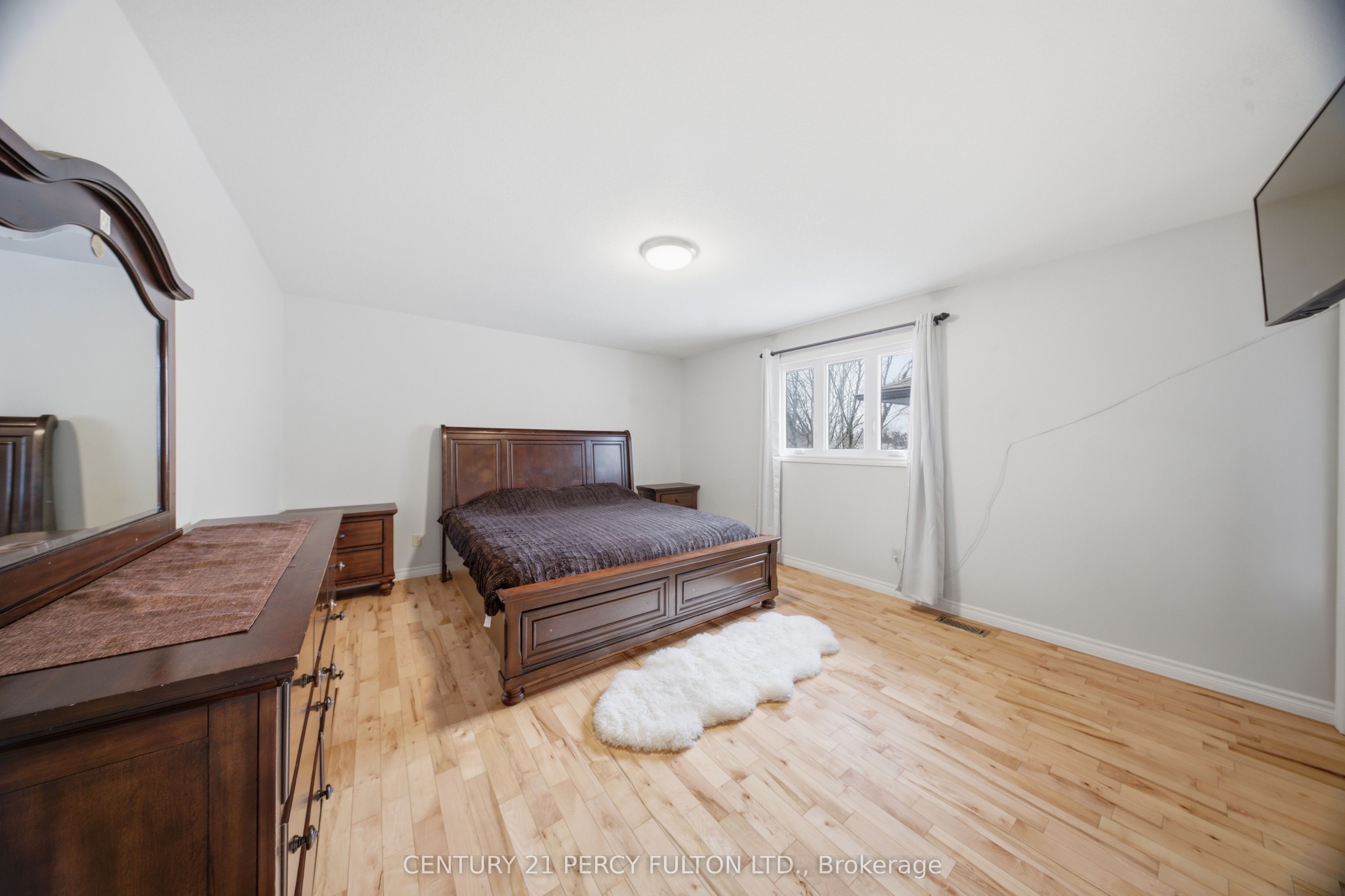 1853 Mapleridge Drive Property Photo 25