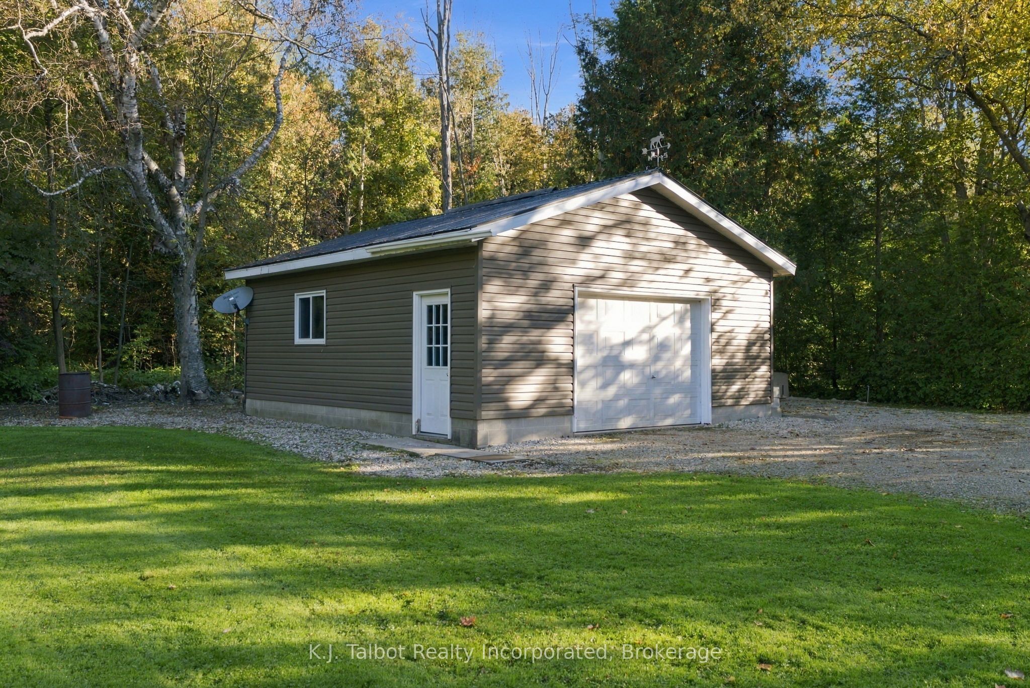 33696 Black's Point Road Property Photo 36