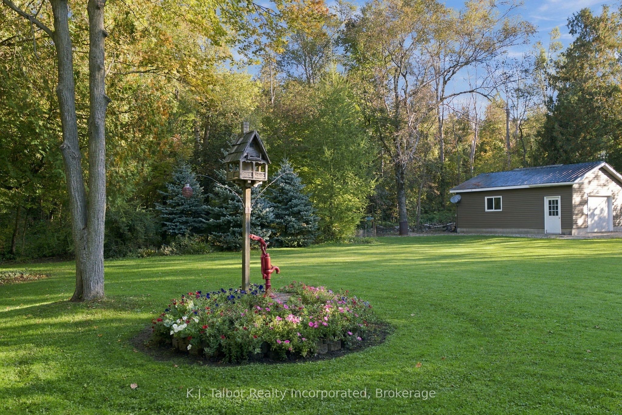 33696 Black's Point Road Property Photo 37