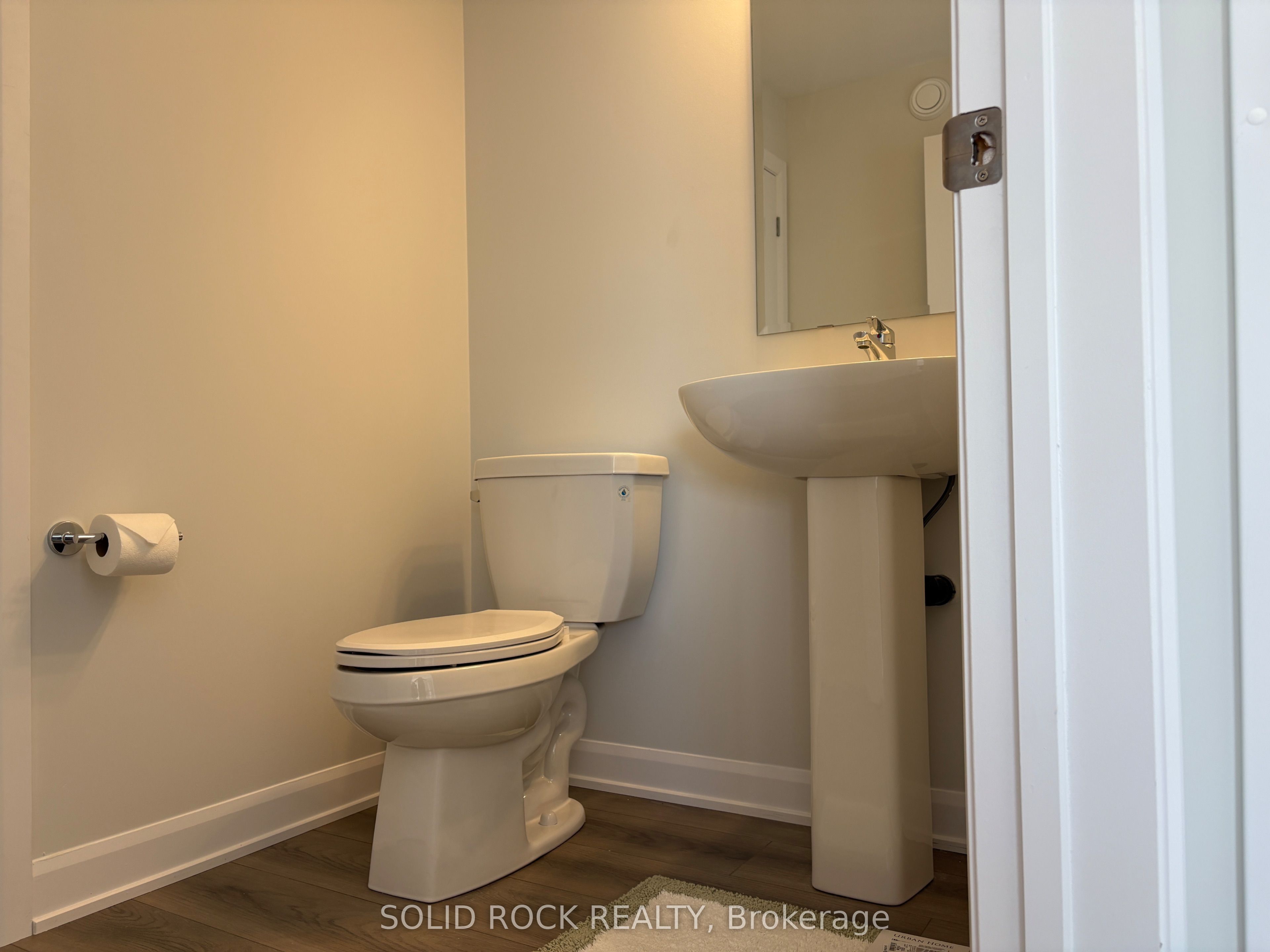 1001 Glenroy Gilbert Drive 18 Property Photo 13