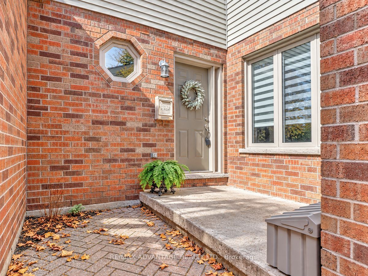 70 Sunnyside Drive 34 Property Photo 2