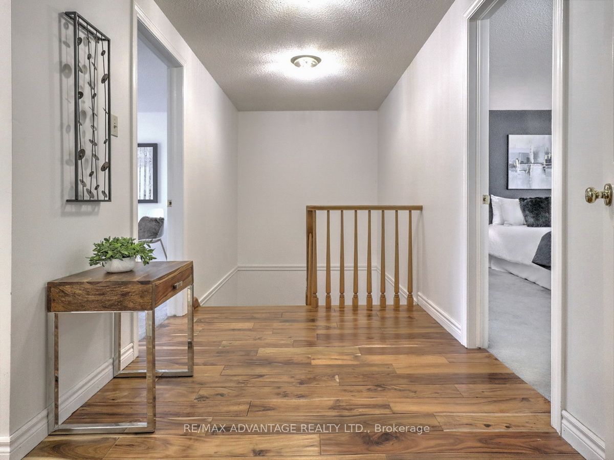 70 Sunnyside Drive 34 Property Photo 24