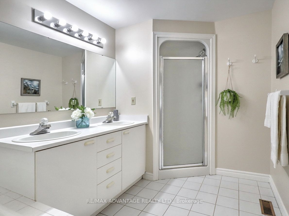 70 Sunnyside Drive 34 Property Photo 28