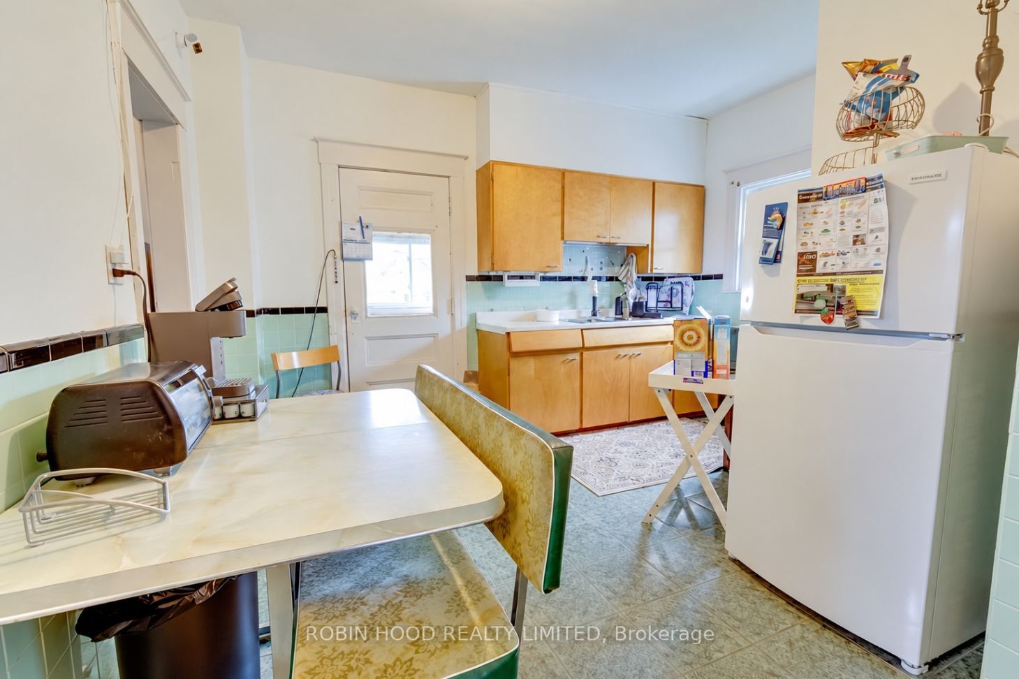 1108 Assumption Street Property Photo 29